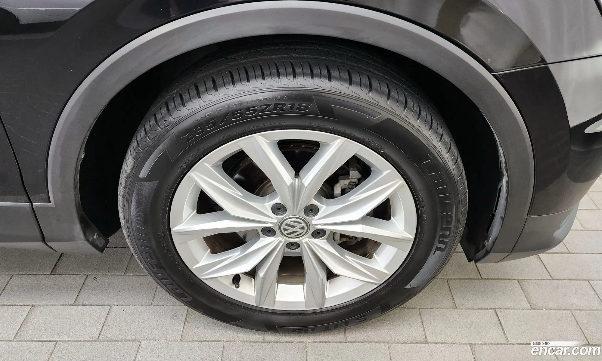 Volkswagen Tiguan 2Nd Generation 20 Tdi Premium - фотография 12461168