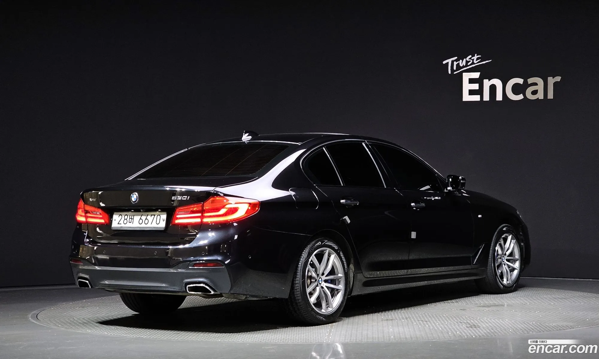 BMW 5 Series G30 530I xDrive M Sport Plus - фотография 103015