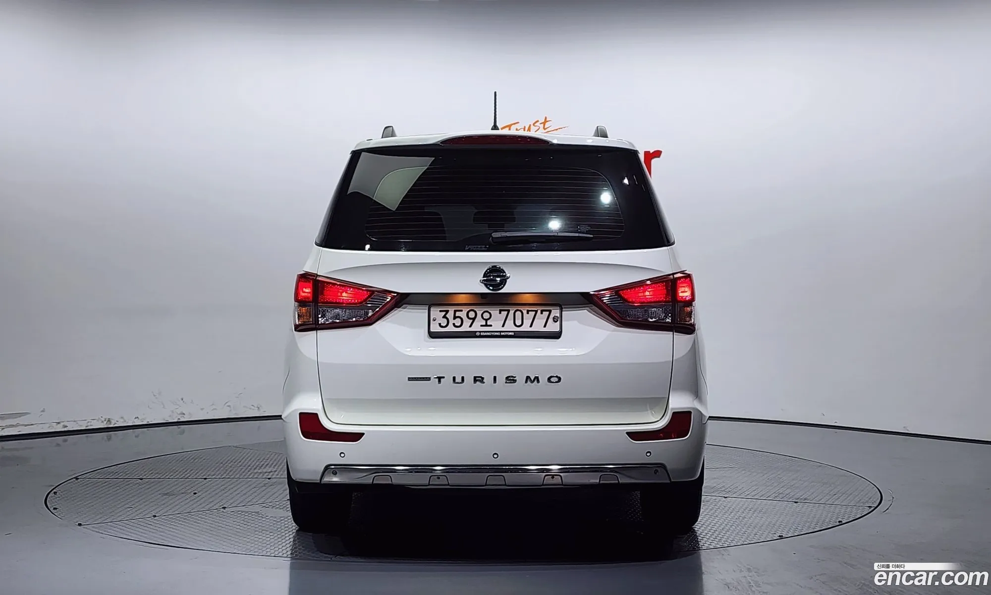Kg Mobility Ssangyong Korando Turismo 4Wd Tx 11-Seater - фотография 4801265