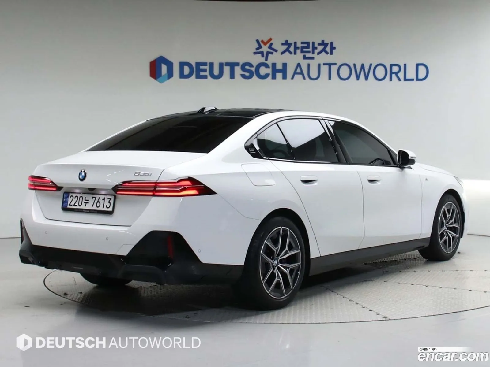 BMW 5 Series G60 520I M Sports - фотография 2404200