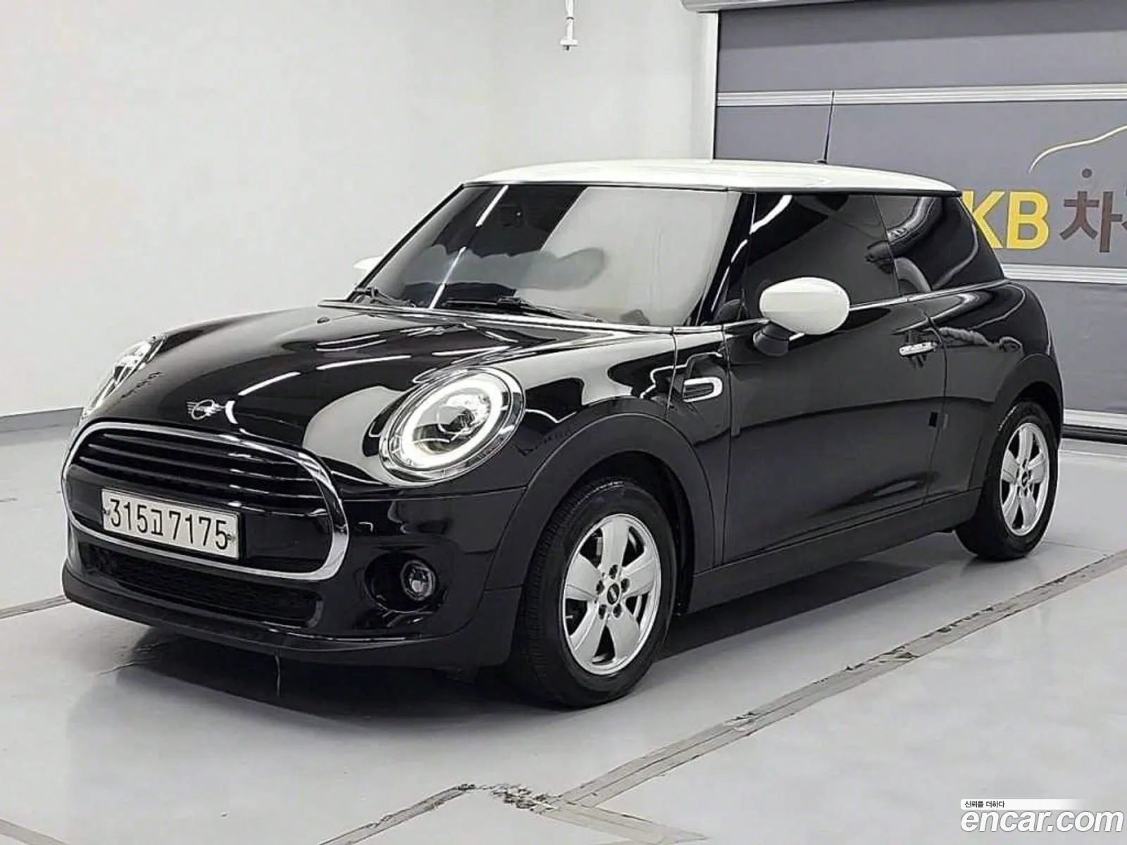 Mini Cooper Basic 3Rd Generation - фотография 9217809