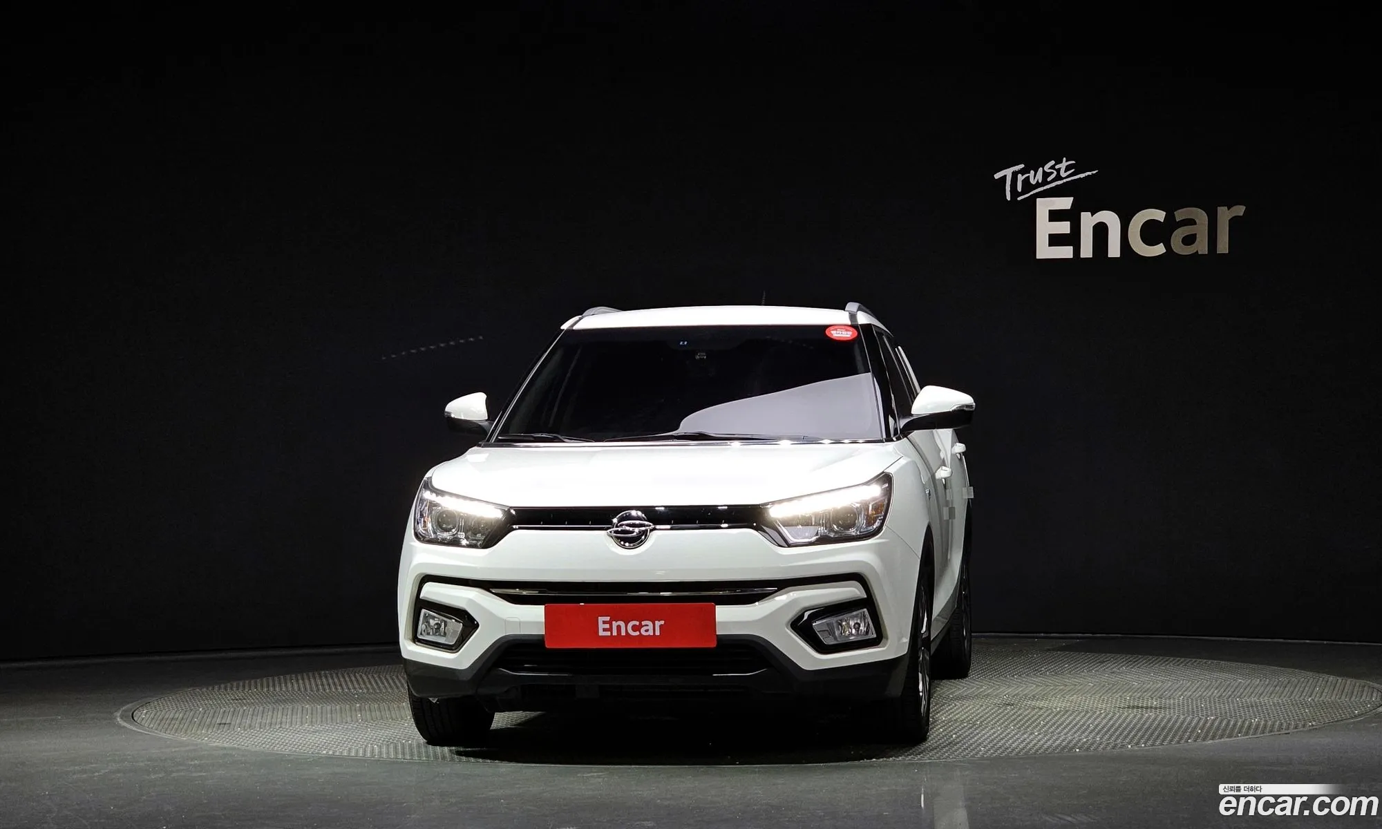 Kg Mobility Ssangyong Tivoli Armor Diesel Vx 2Wd - фотография 4801251
