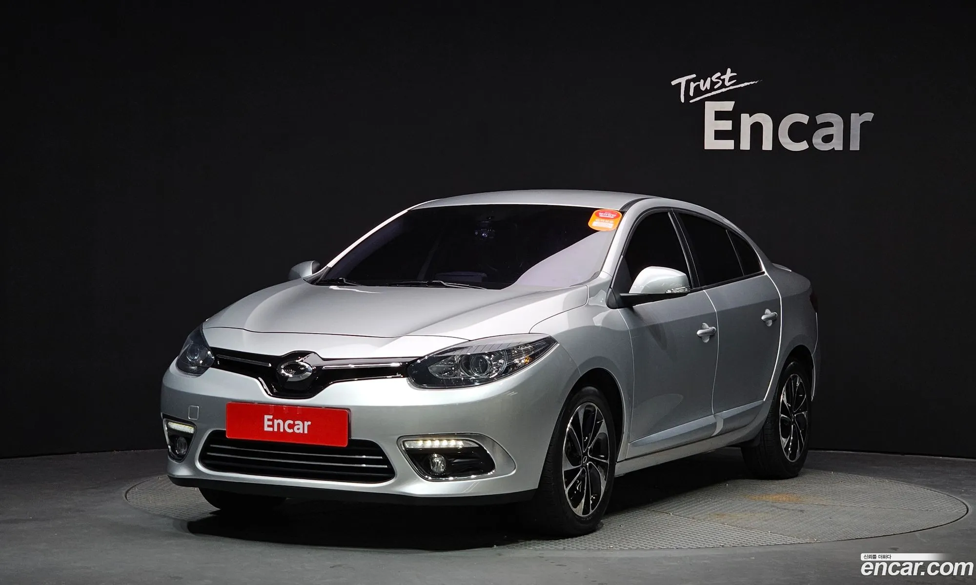 Renault Samsung Sm3 Le 2015 - фотография 17663232