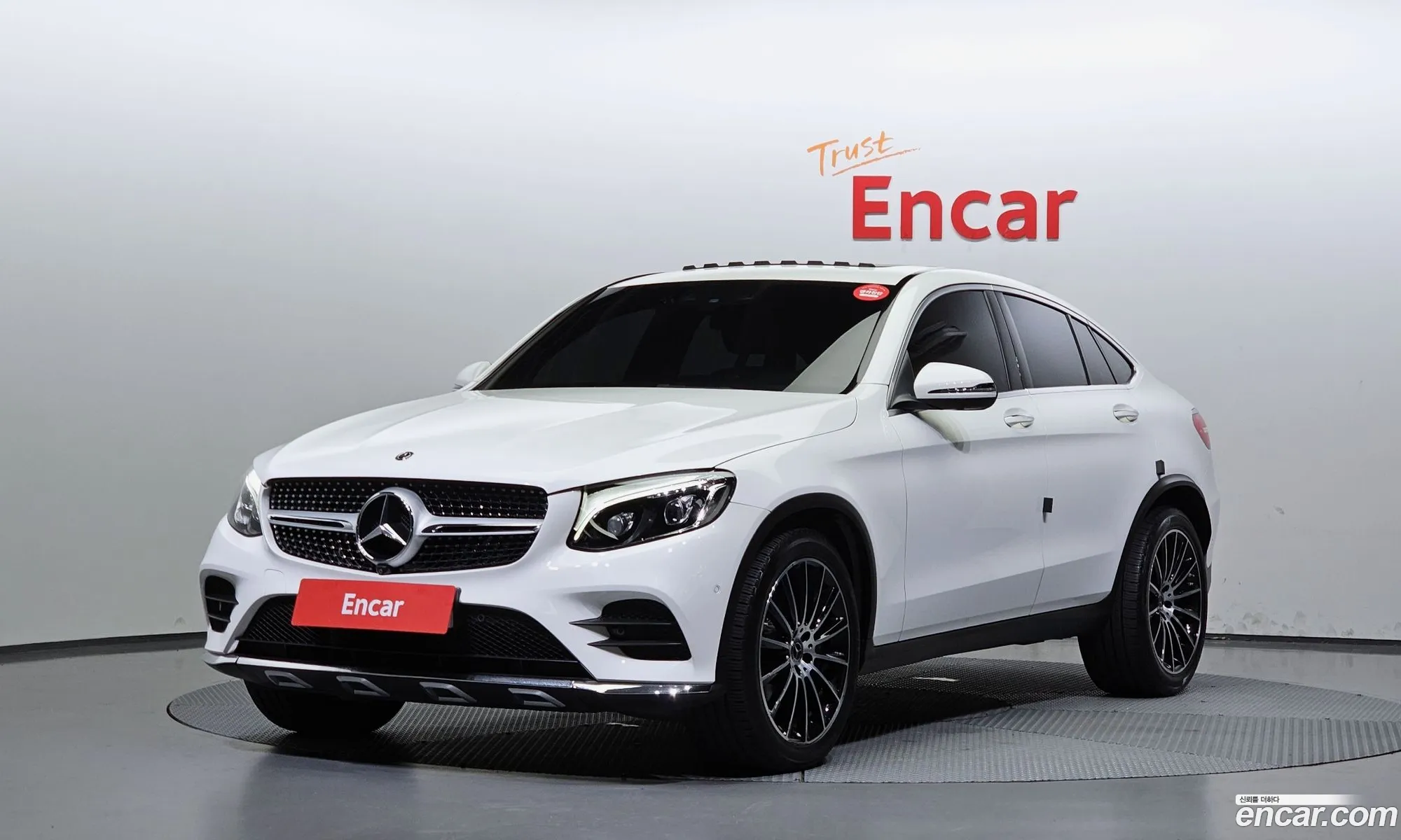 Mercedes-Benz Glc Glc300 4Matic Amg Line Coupe 2019 - фотография 1037776