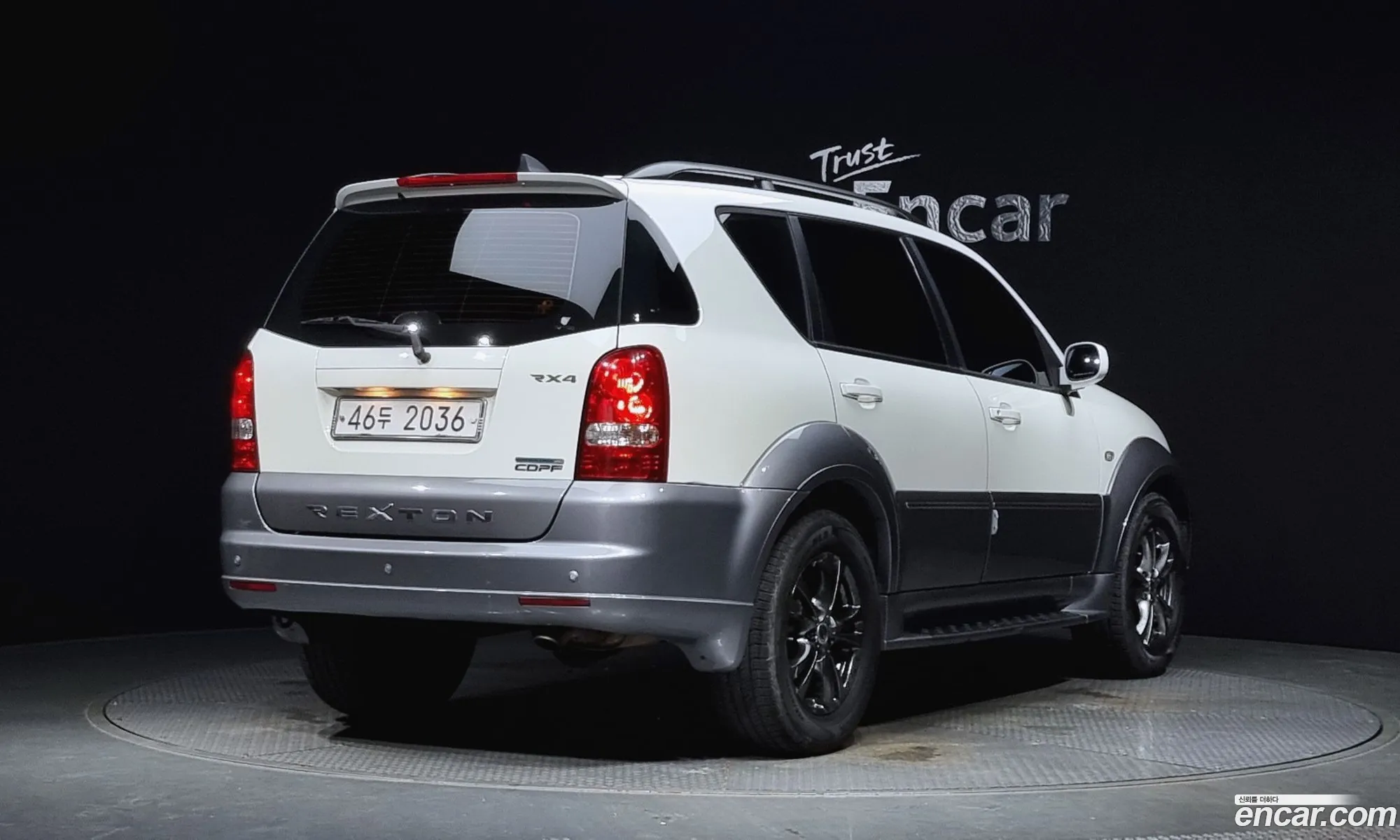 Kg Mobility Ssangyong Super Rexton 4Wd Rx4 Brown Edition - фотография 4750362