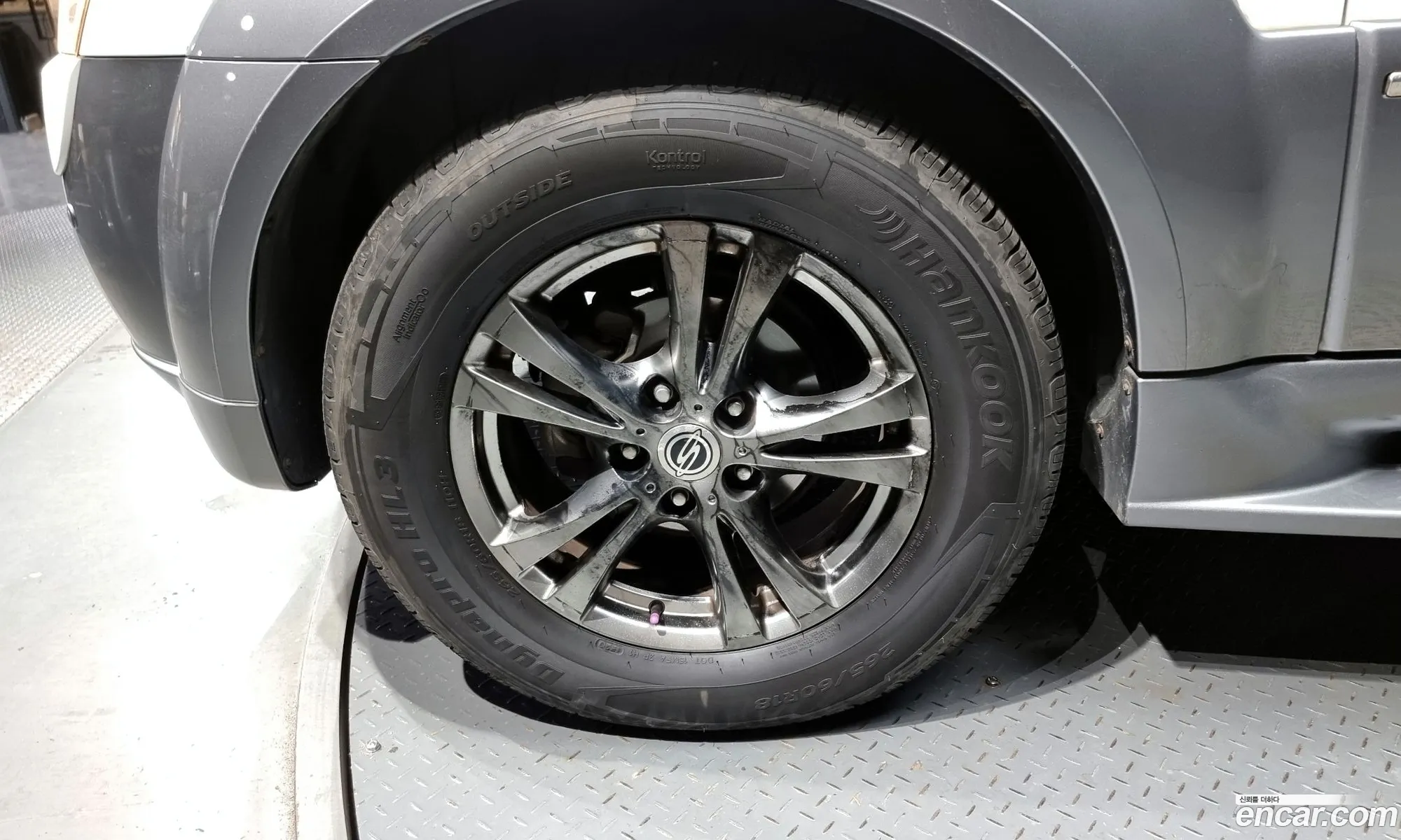 Kg Mobility Ssangyong Super Rexton 4Wd Rx4 Brown Edition - фотография 4750365