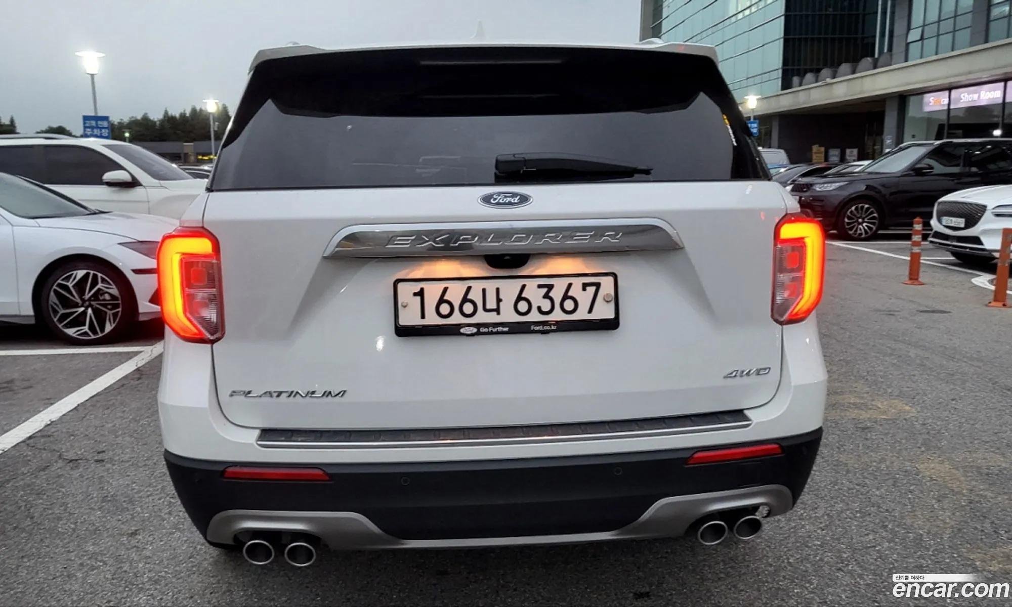 Ford Explorer 6Th Generation 30 Platinum 4Wd - фотография 17326653