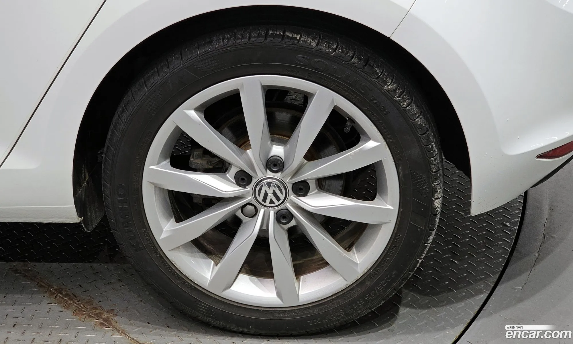 Volkswagen Golf 7Th Generation 20 Tdi - фотография 12671629