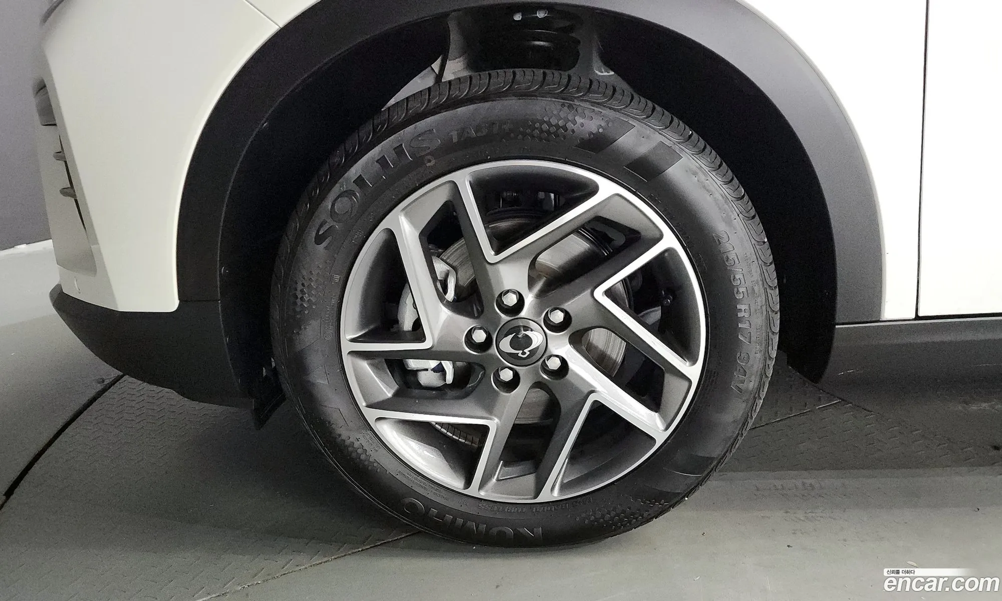 Kg Mobility Ssangyong The New Tivoli Air 15 2Wd A7 - фотография 7372502