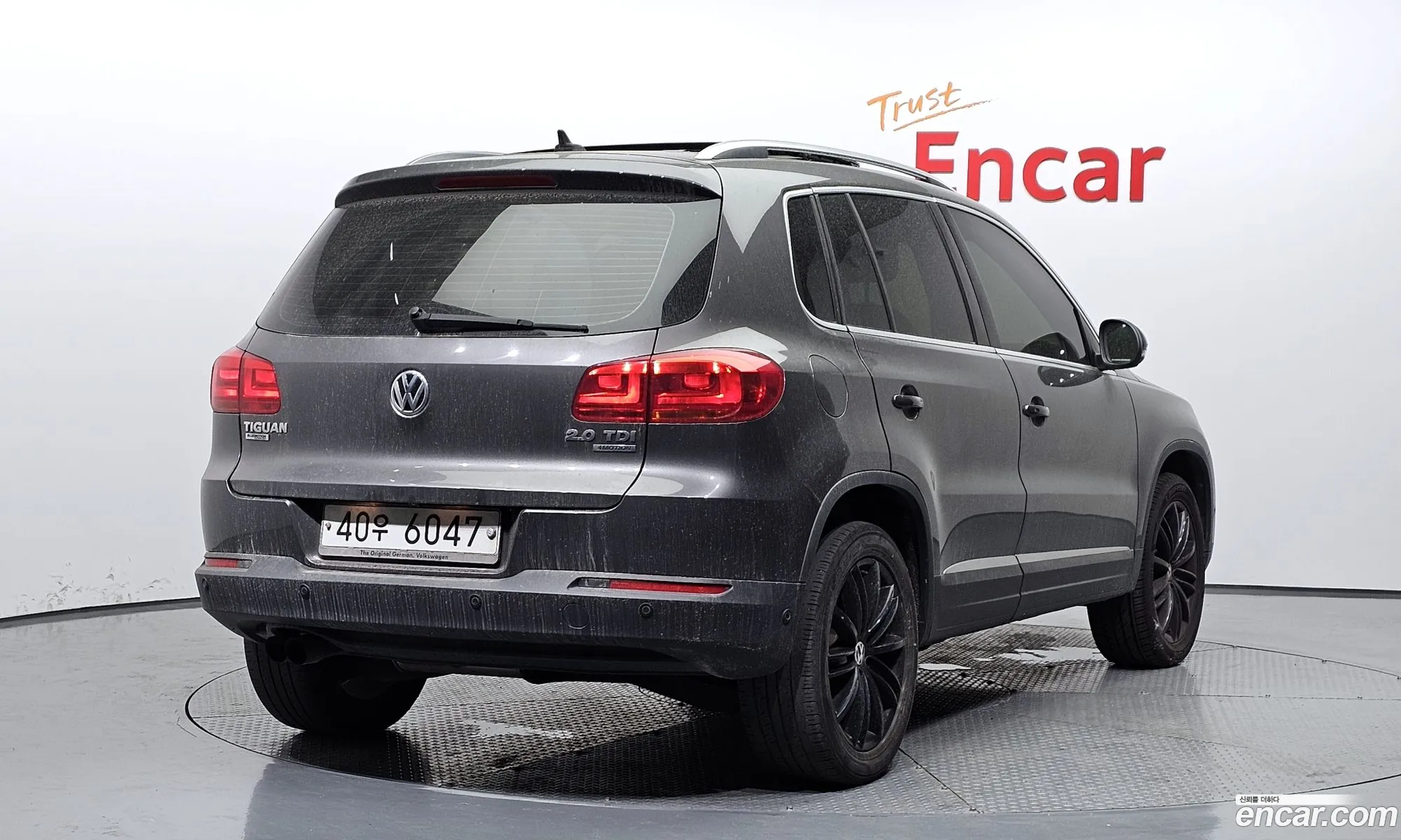 Volkswagen New Tiguan 20 Tdi Premium 5N - фотография 12786519