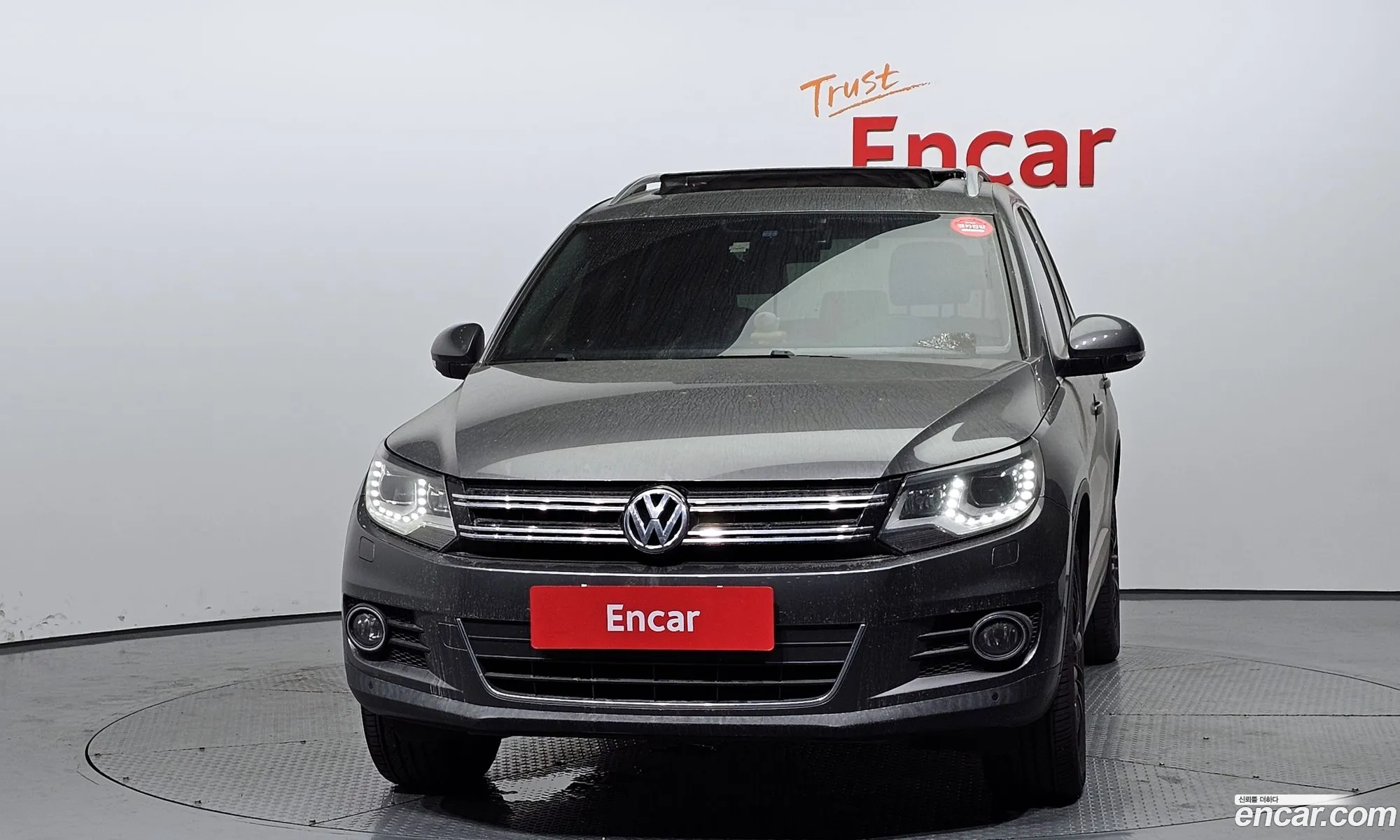 Volkswagen New Tiguan 20 Tdi Premium 5N - фотография 12786520