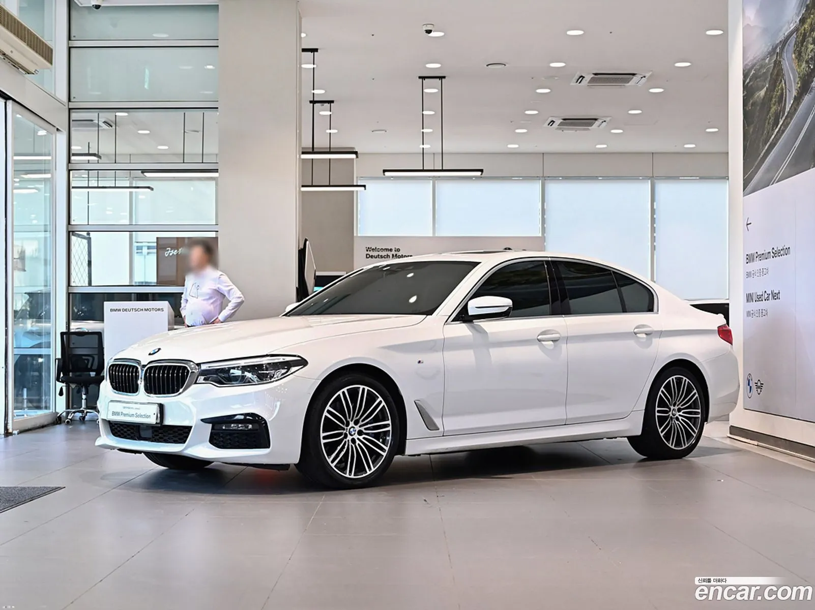 BMW 5 Series G30 530I xDrive M Sport Plus - фотография 2399024