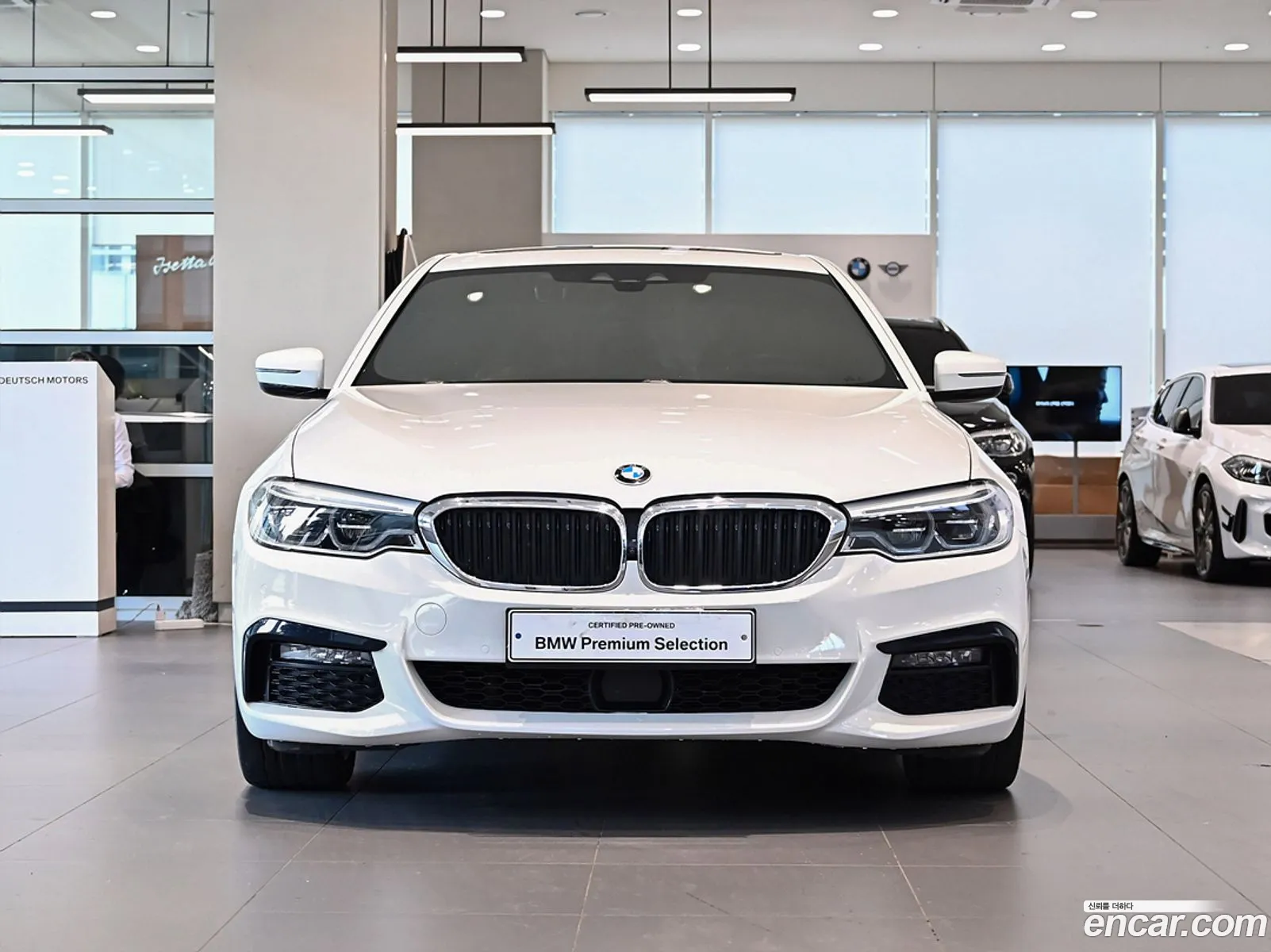 BMW 5 Series G30 530I xDrive M Sport Plus - фотография 2399026