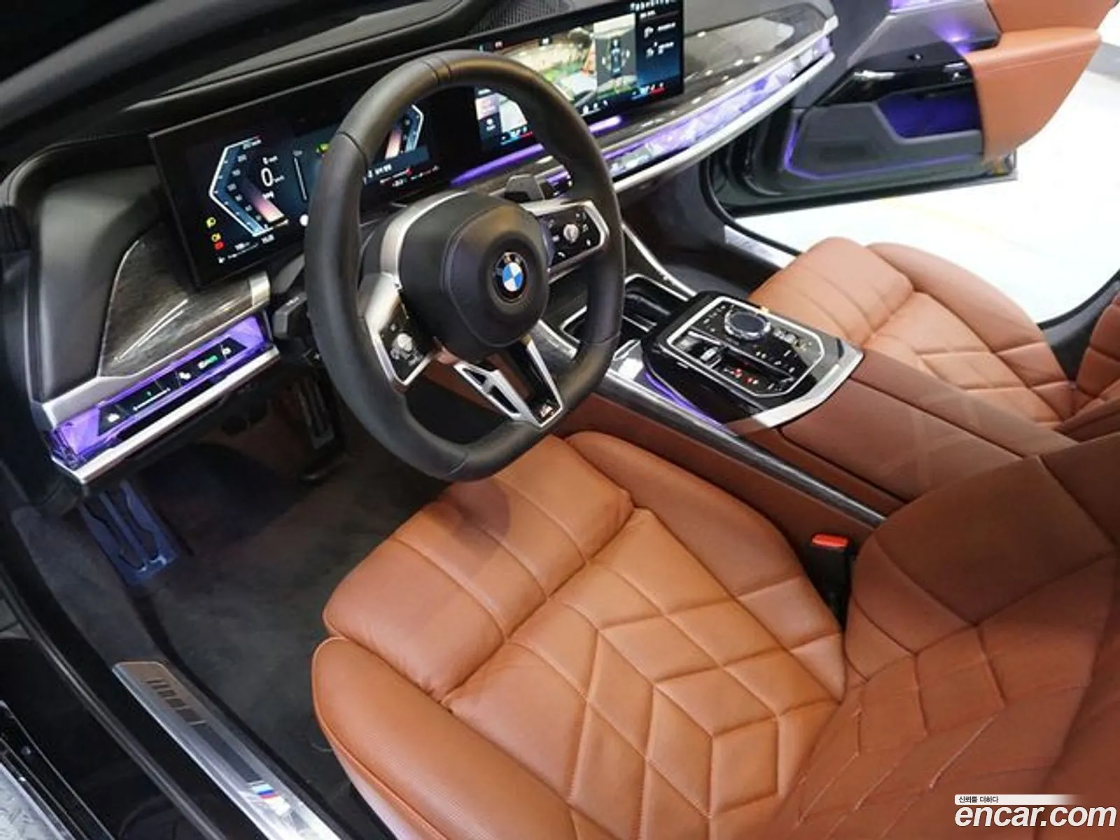 BMW 7 Series G70 740I xDrive M Sports - фотография 14084962