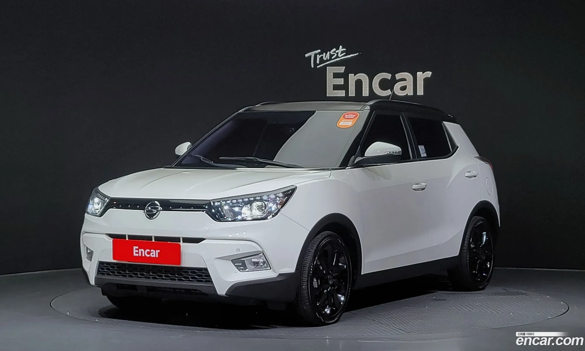 Kg Mobility Ssangyong Tivoli Lx 2Wd Top-Of-The-Line Model - фотография 4750289