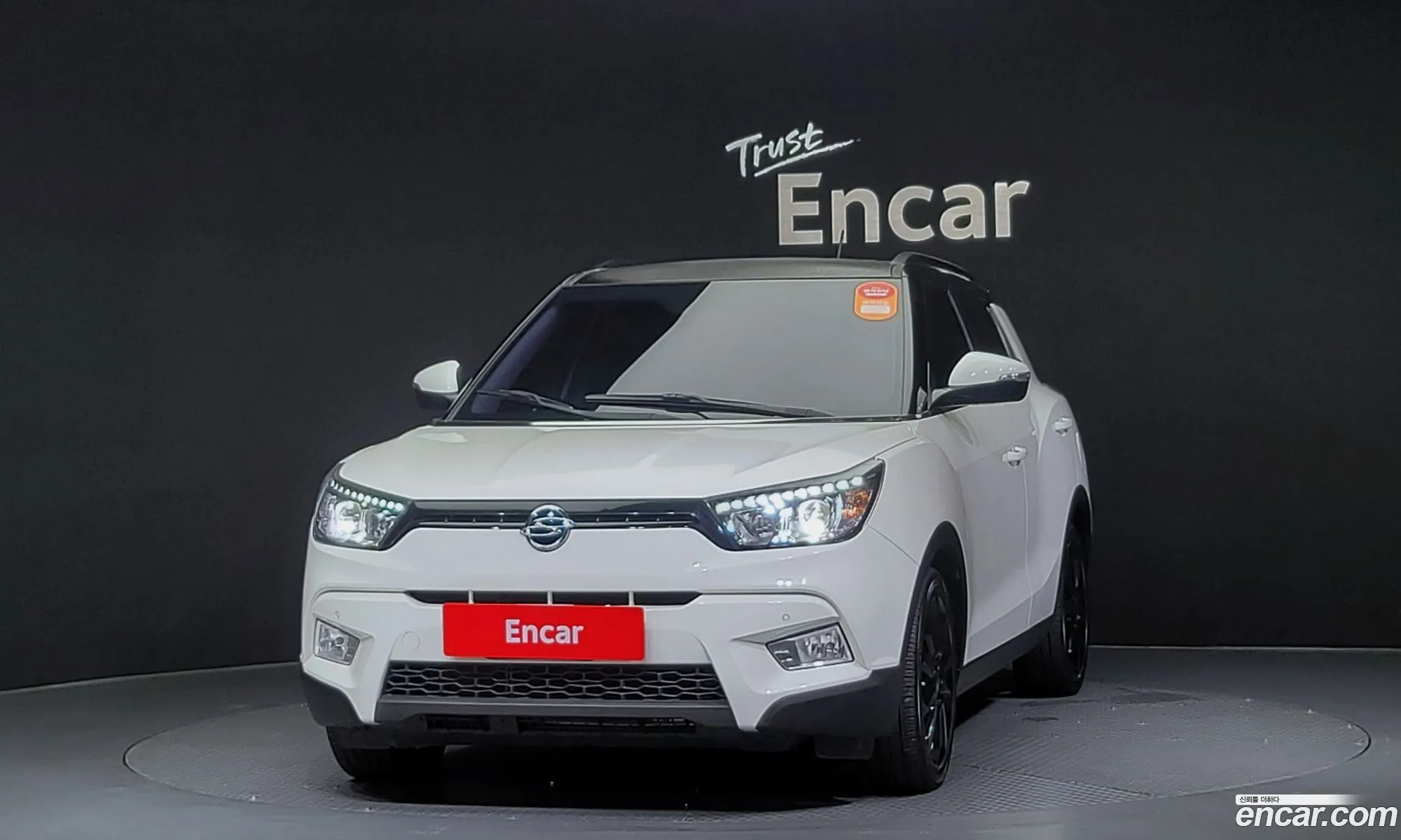 Kg Mobility Ssangyong Tivoli Lx 2Wd Top-Of-The-Line Model - фотография 4750291