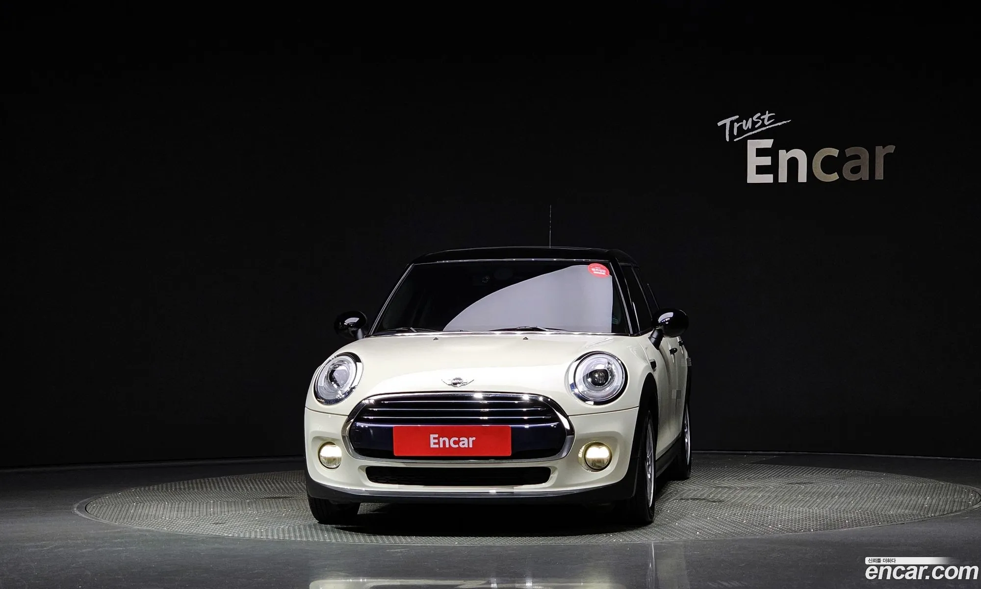 Mini Cooper D 5-Door Mid 3Rd Generation - фотография 247429