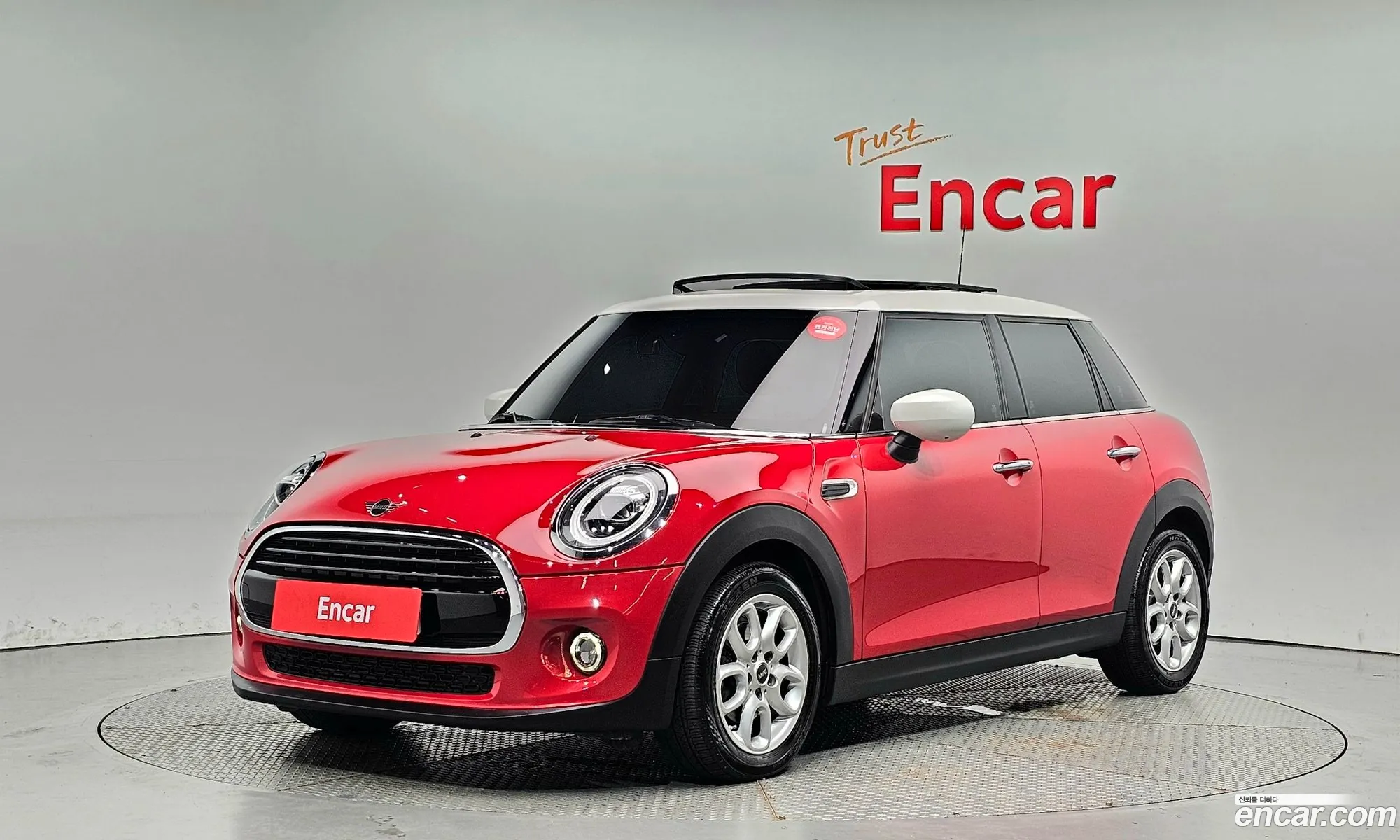 Mini Cooper 5-Door High 3Rd Generation - фотография 247415