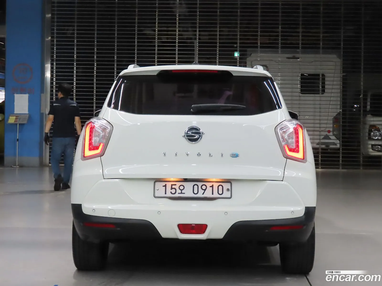 Kg Mobility Ssangyong Tivoli Diesel Lx 2Wd - фотография 4635612