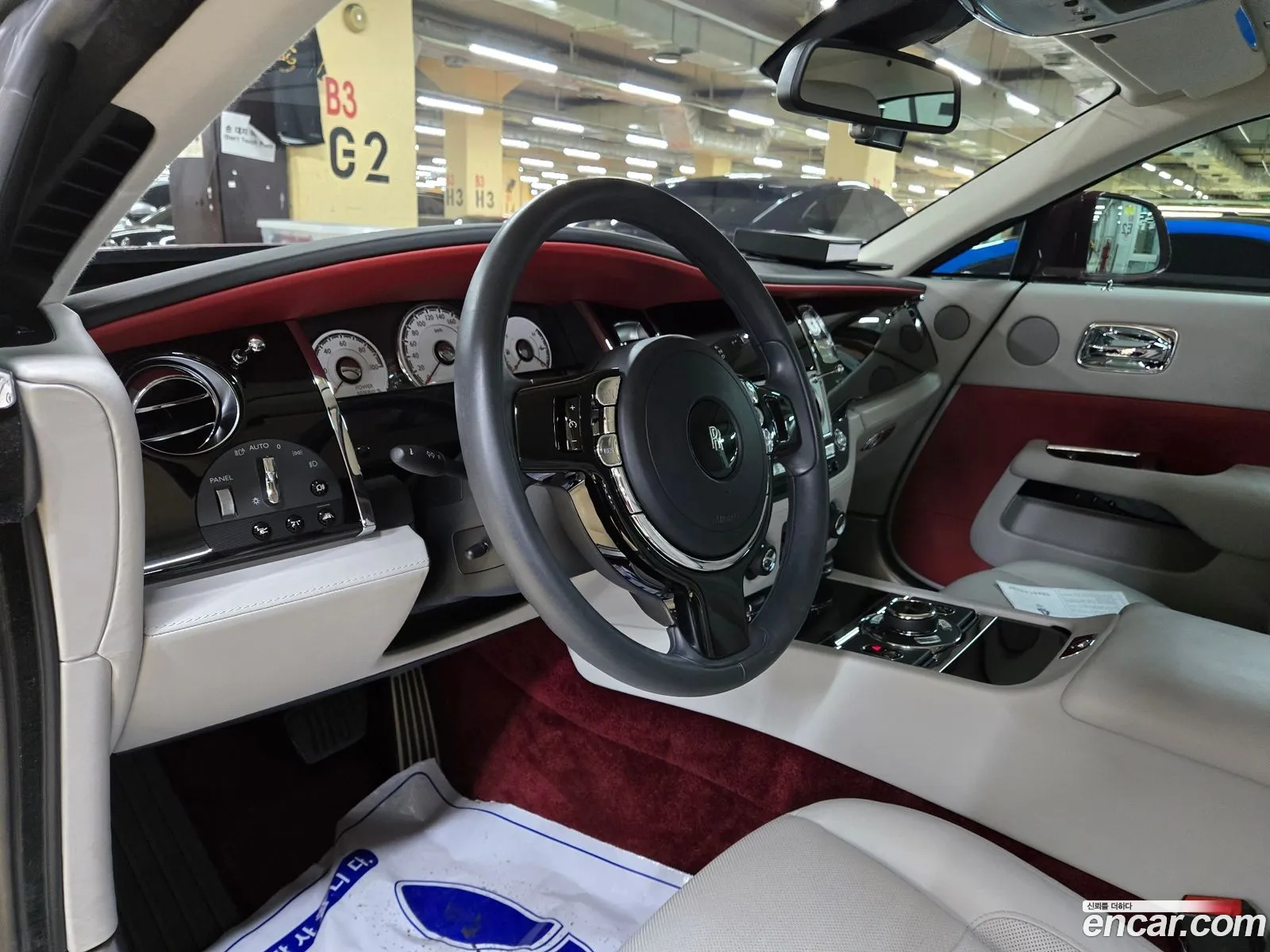 Rolls-Royce Wraith 66 - фотография 3720490