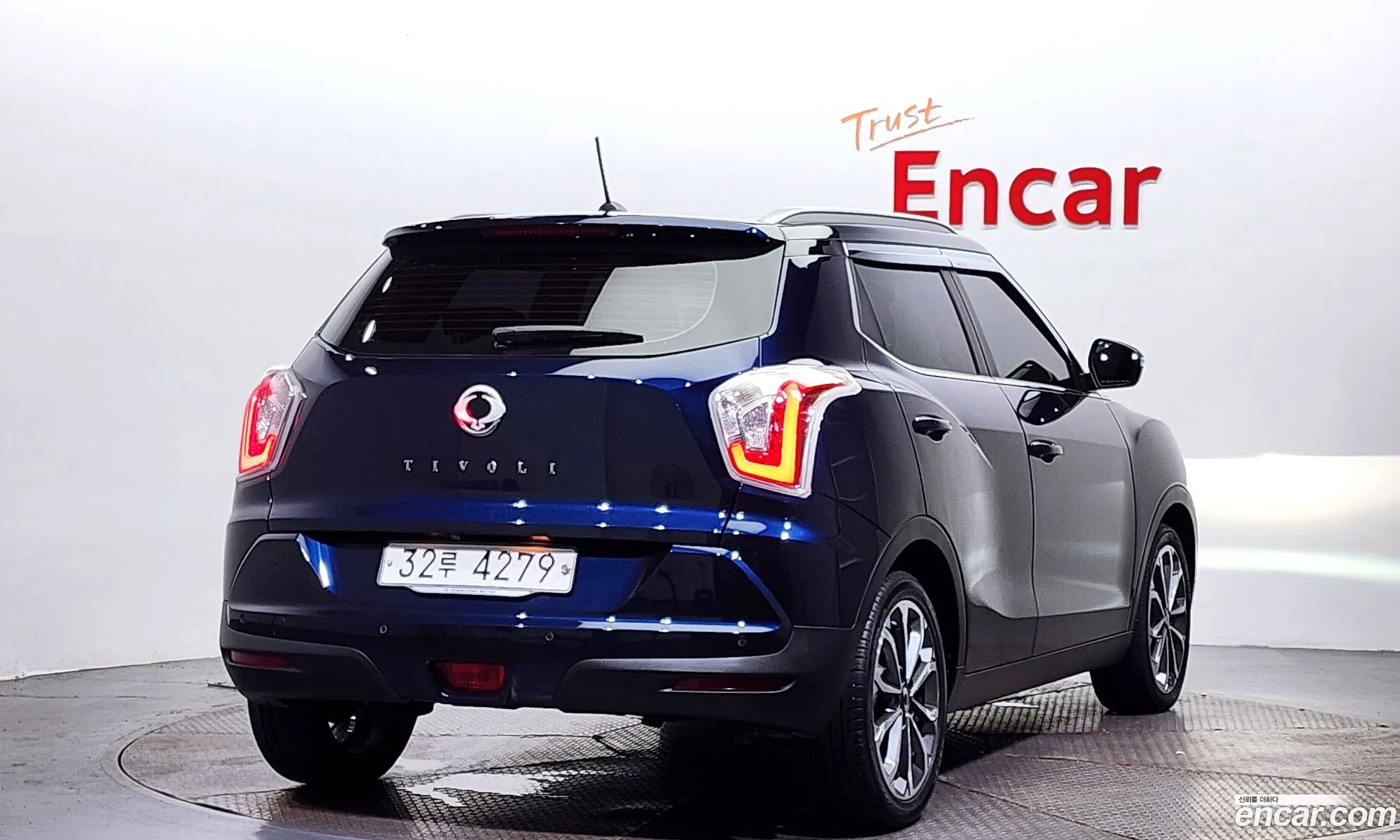 Kg Mobility Ssangyong Tivoli Armor Gear Edition 2Wd - фотография 4635597
