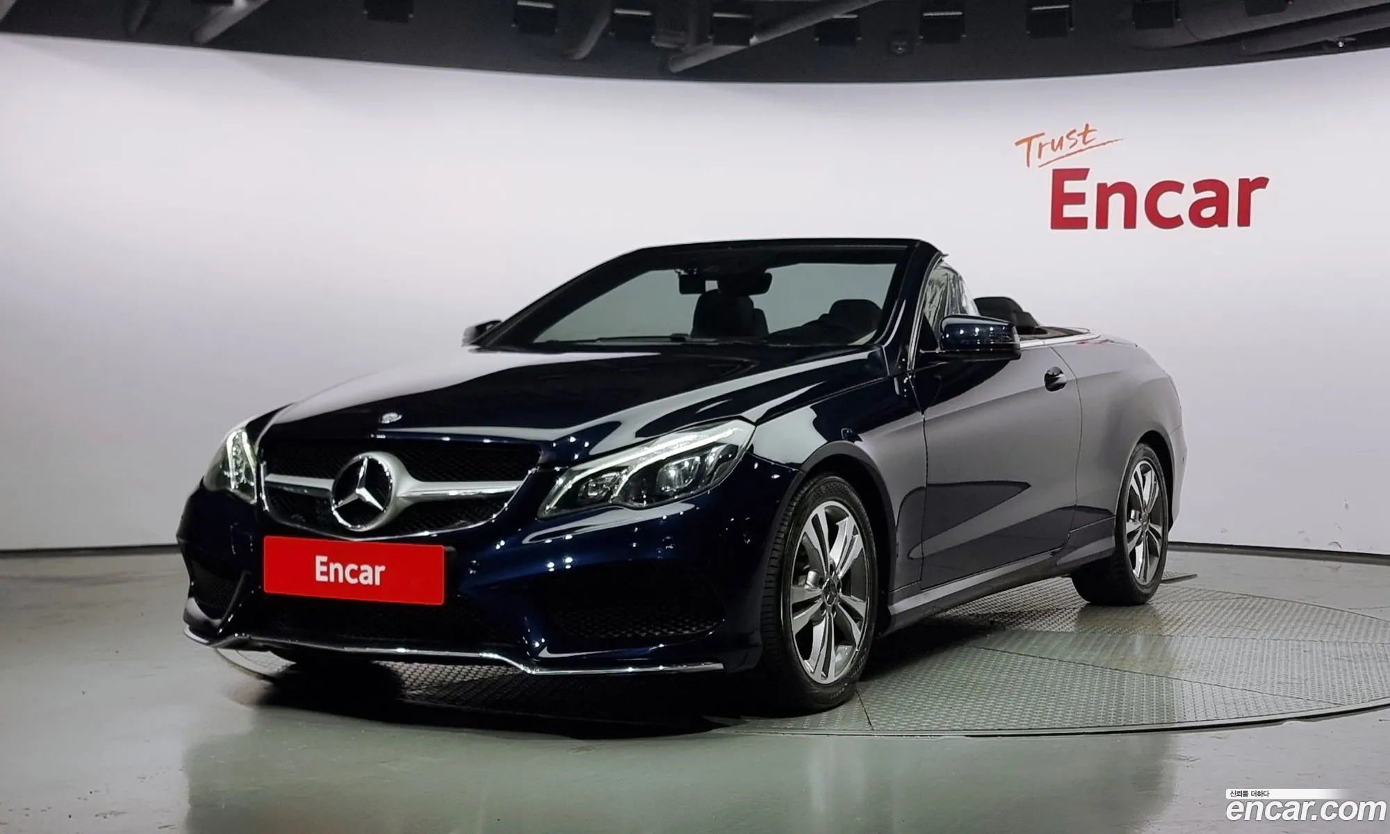 Mercedes E-Class W212 E200 Cabriolet - фотография 12621143