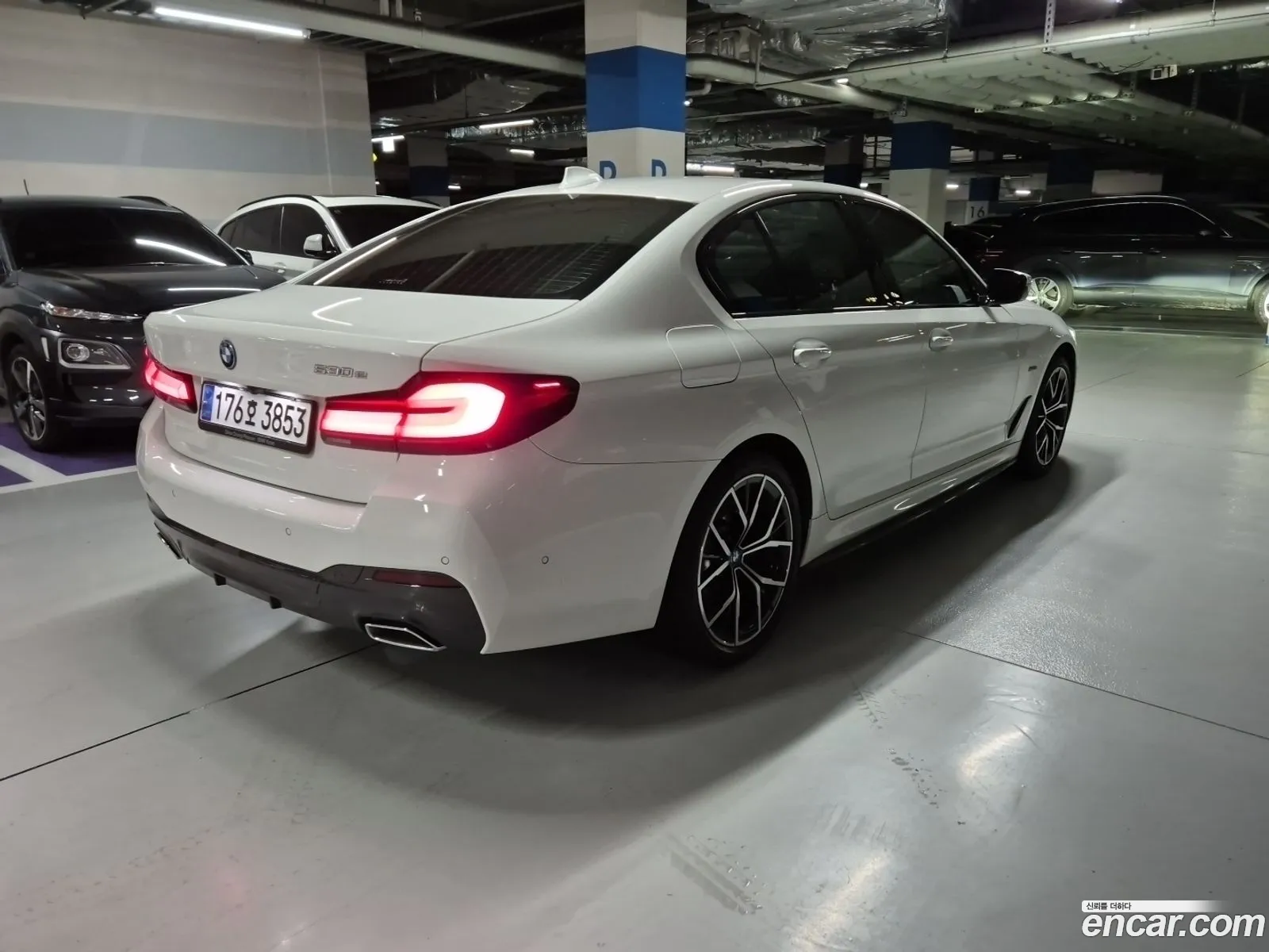 BMW 5 Series G30 530E M Sports - фотография 2626365