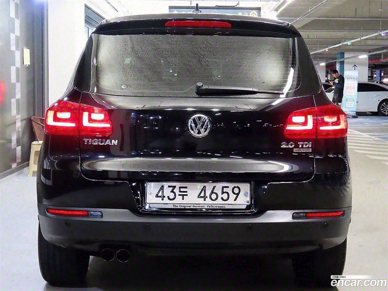Volkswagen New Tiguan 20 Tdi Premium 5N - фотография 12804888