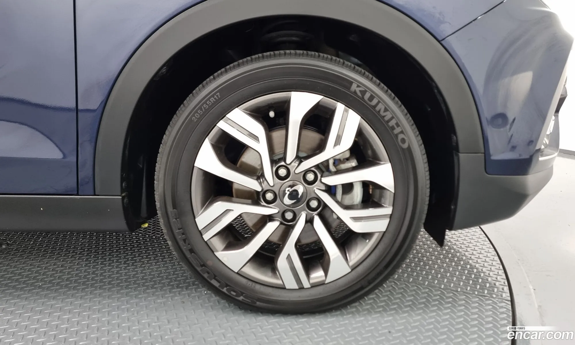 Kg Mobility Ssangyong Tivoli Armor Gear Plusⅰ 2Wd - фотография 4874270