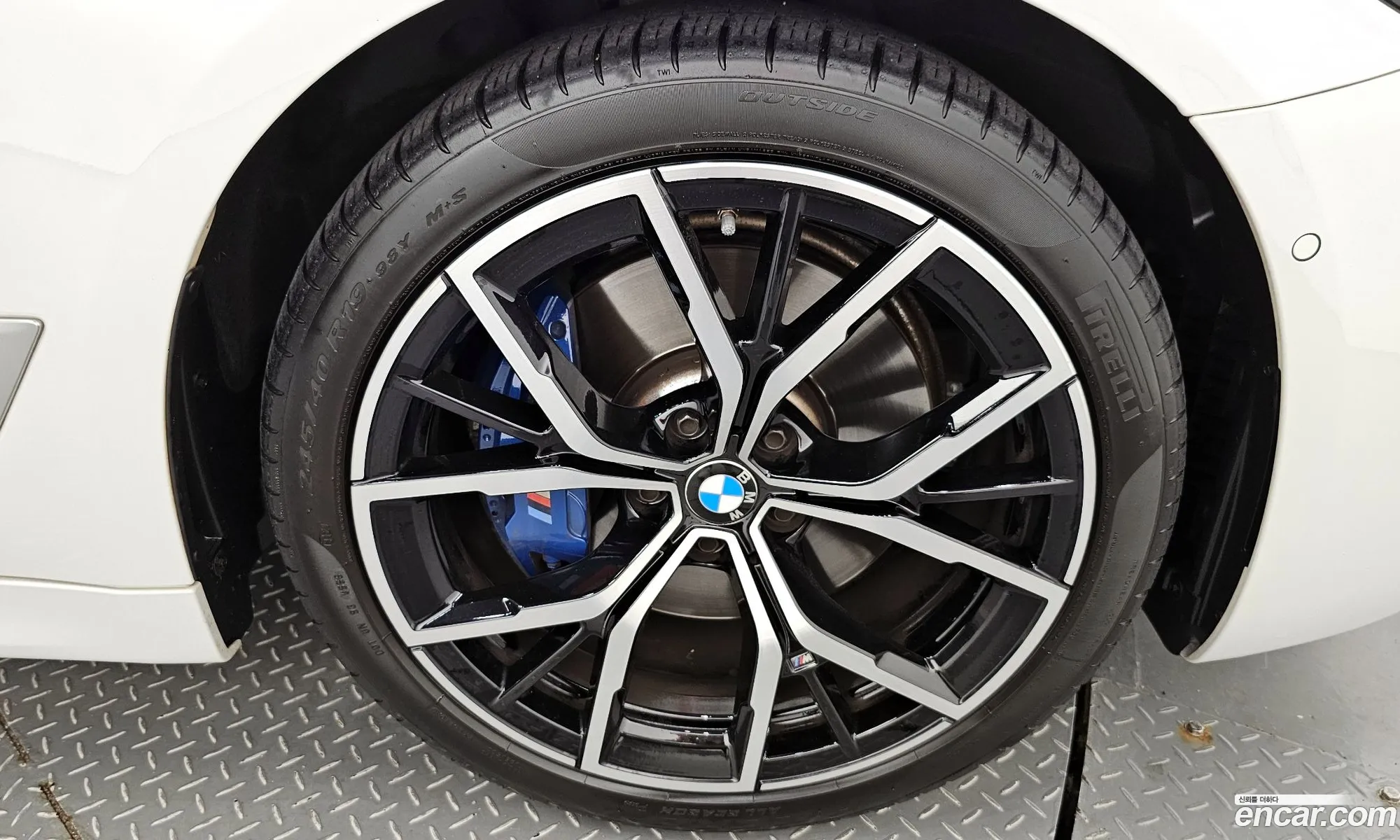 BMW 5 Series G30 530I M Sports - фотография 119462