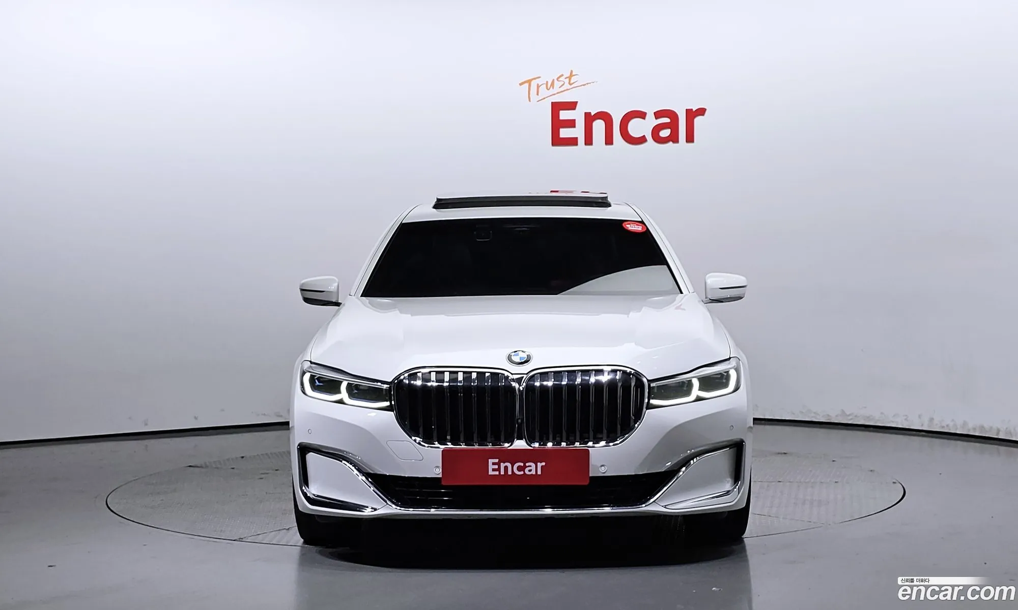 BMW 7 Series G11 730Ld xDrive Design Pure Excellence - фотография 12393560