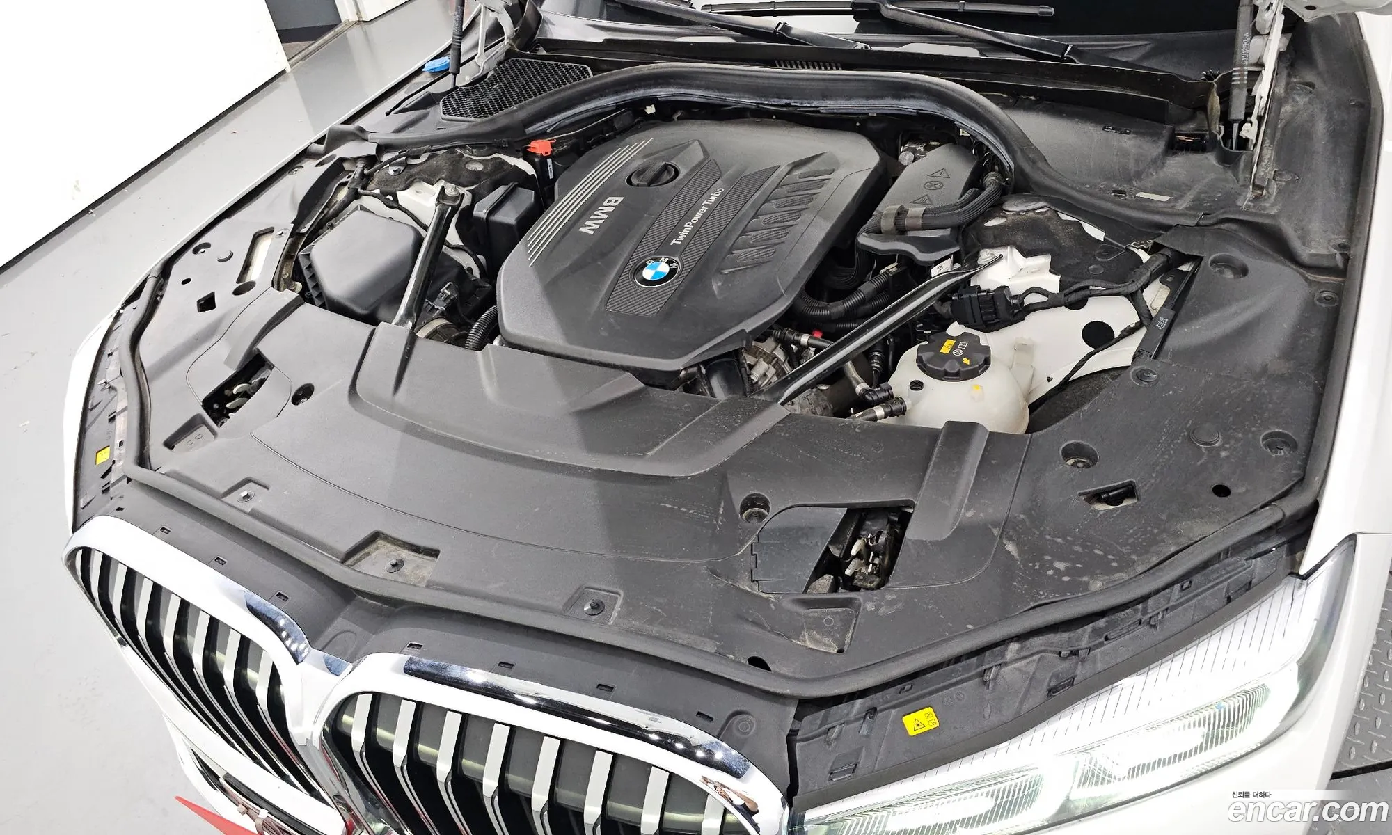 BMW 7 Series G11 730Ld xDrive Design Pure Excellence - фотография 12393563
