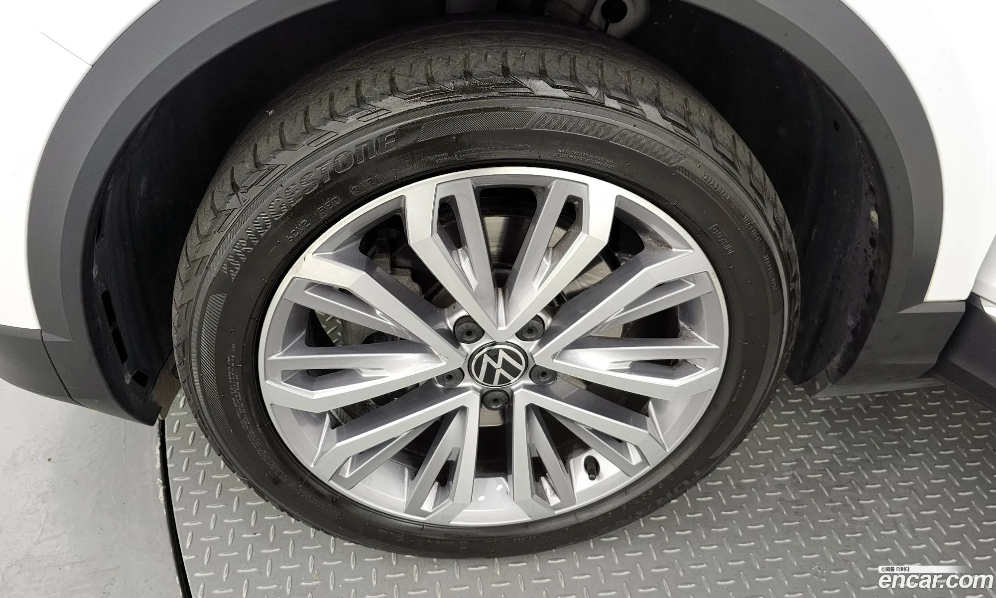 Volkswagen T-Roc 20 Tdi Prestige - фотография 12794346