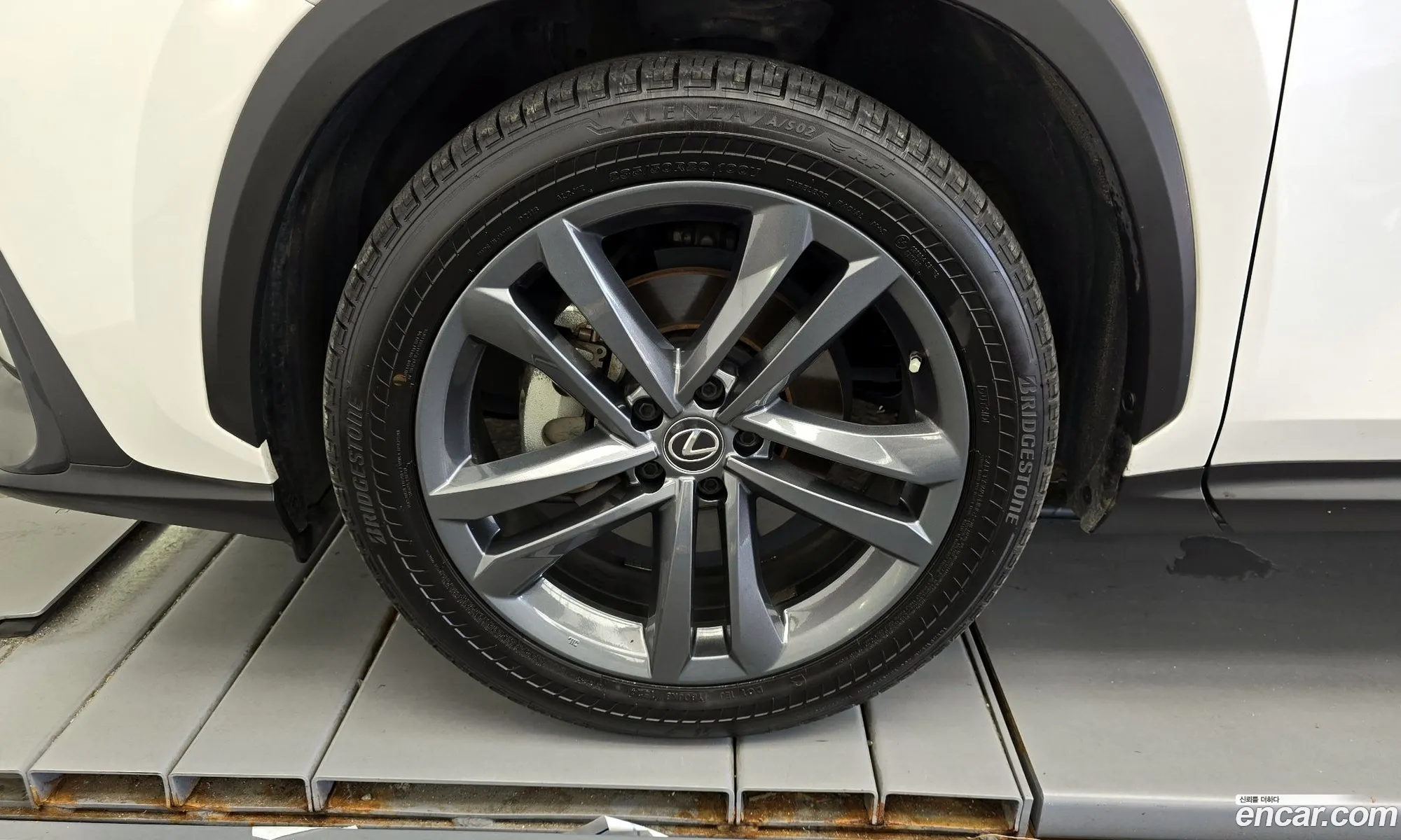 Lexus Nx350H 2Nd Generation Premium - фотография 6570215