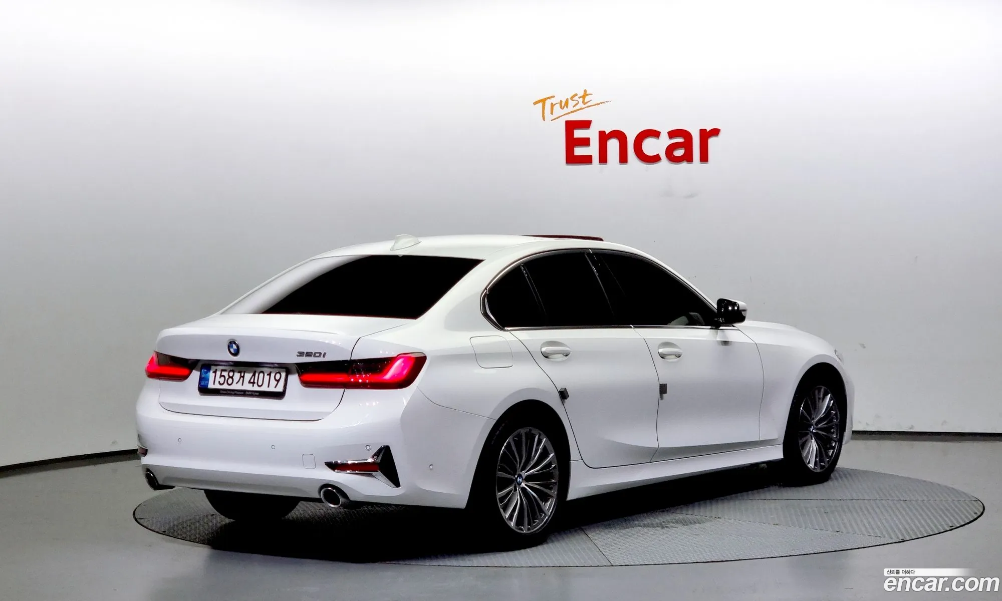 BMW 3 Series G20 320I Luxury - фотография 119495