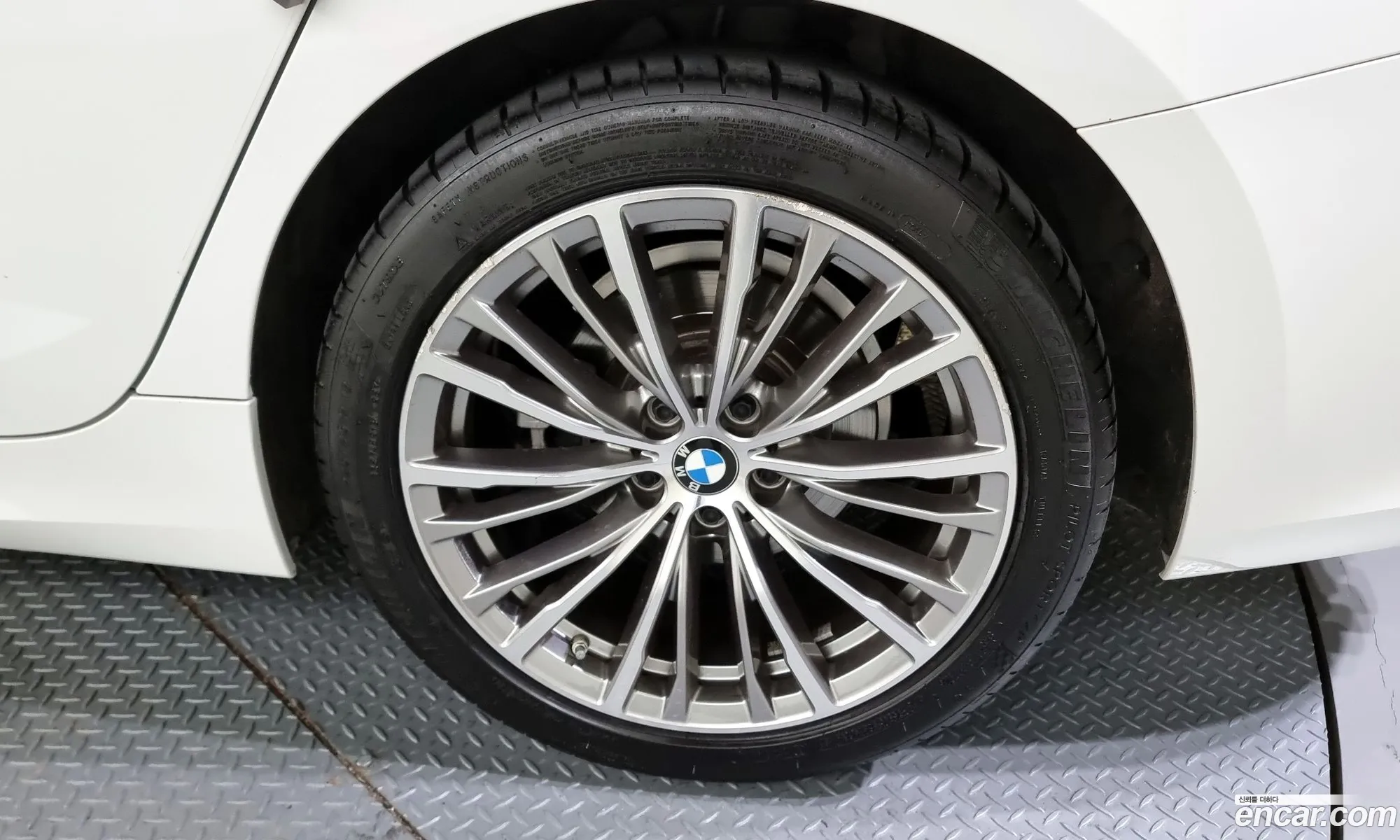 BMW 3 Series G20 320I Luxury - фотография 119498