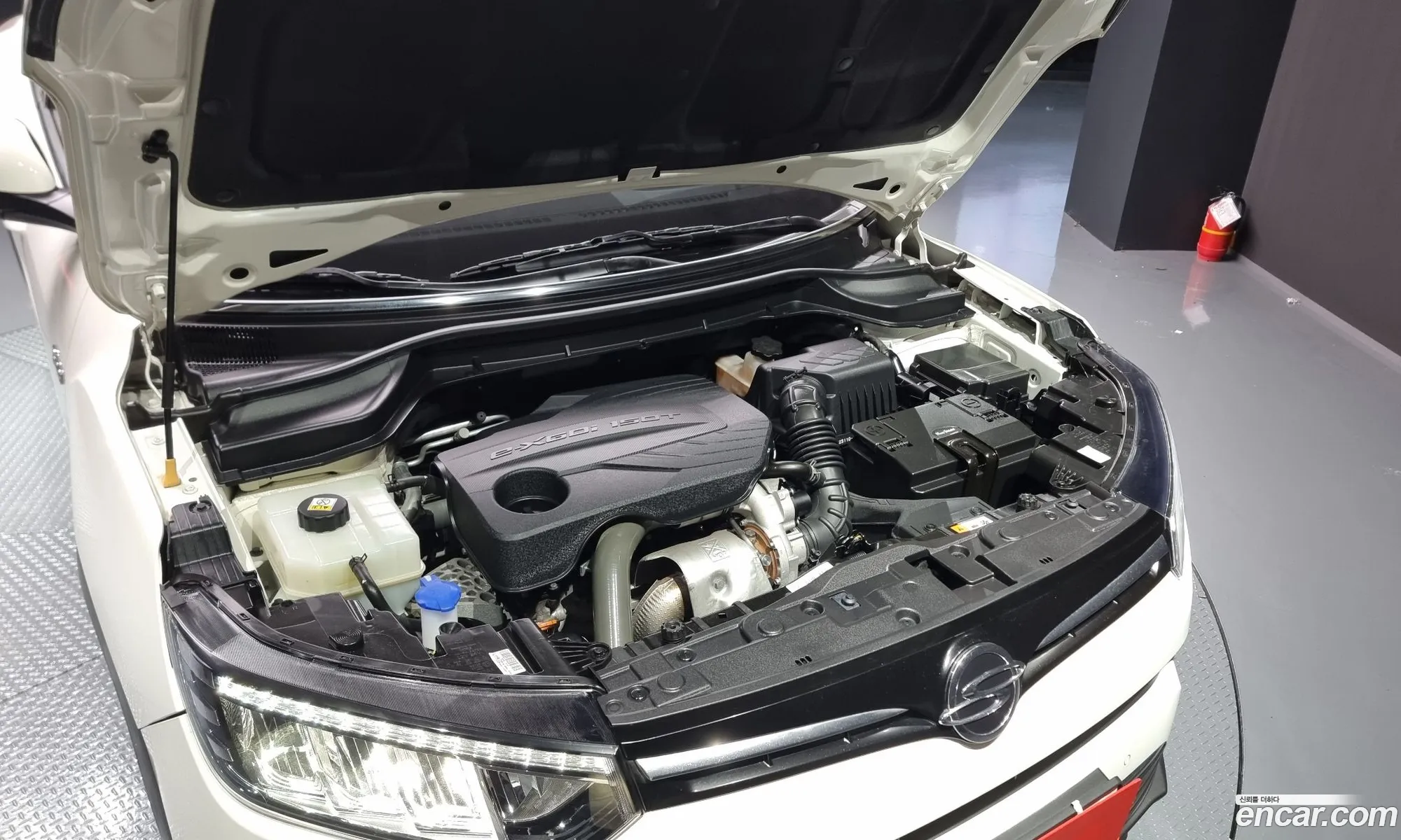 Kg Mobility Ssangyong Very New Tivoli Gasoline 15 2Wd V3 - фотография 4858613