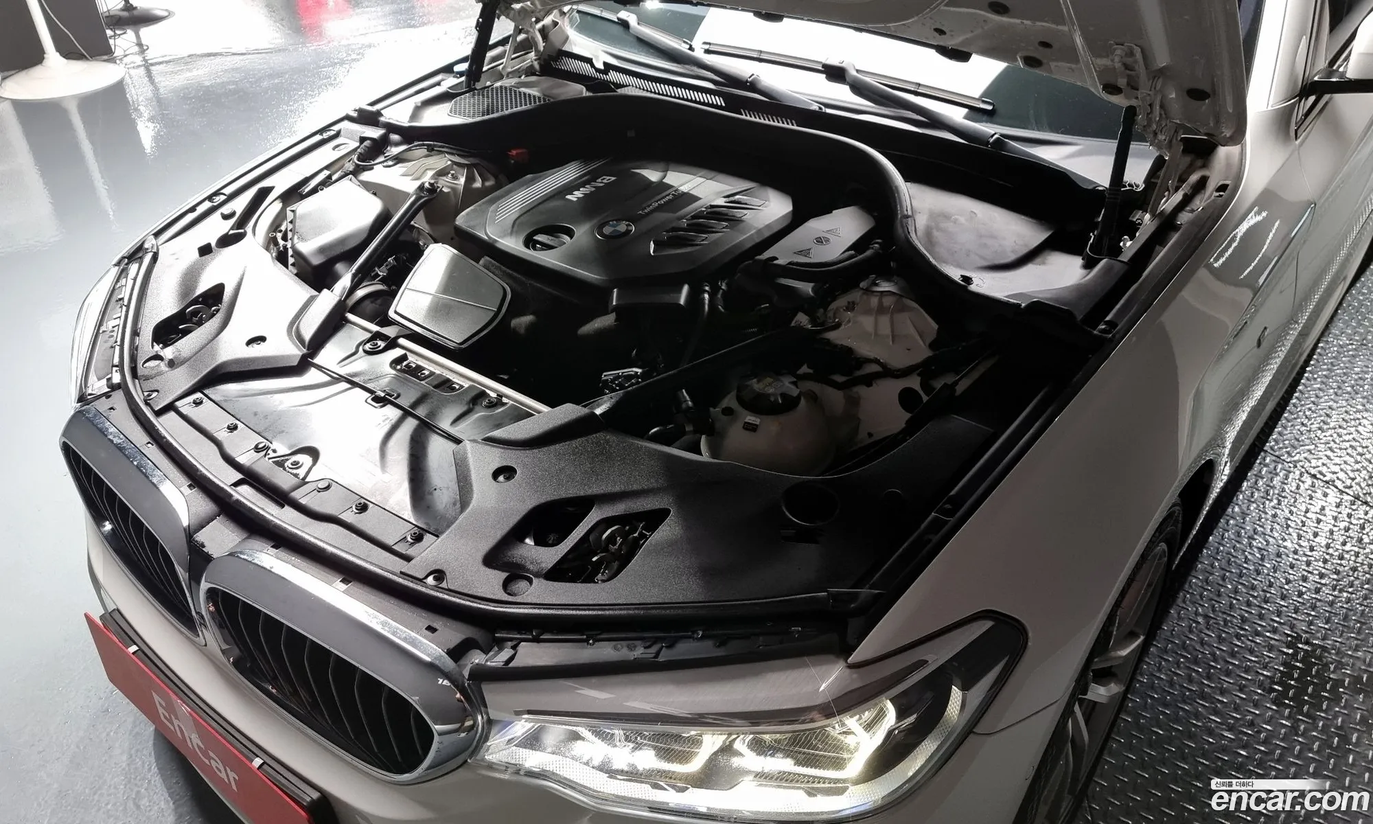 BMW 5 Series G30 520D xDrive M Sport Plus - фотография 119487