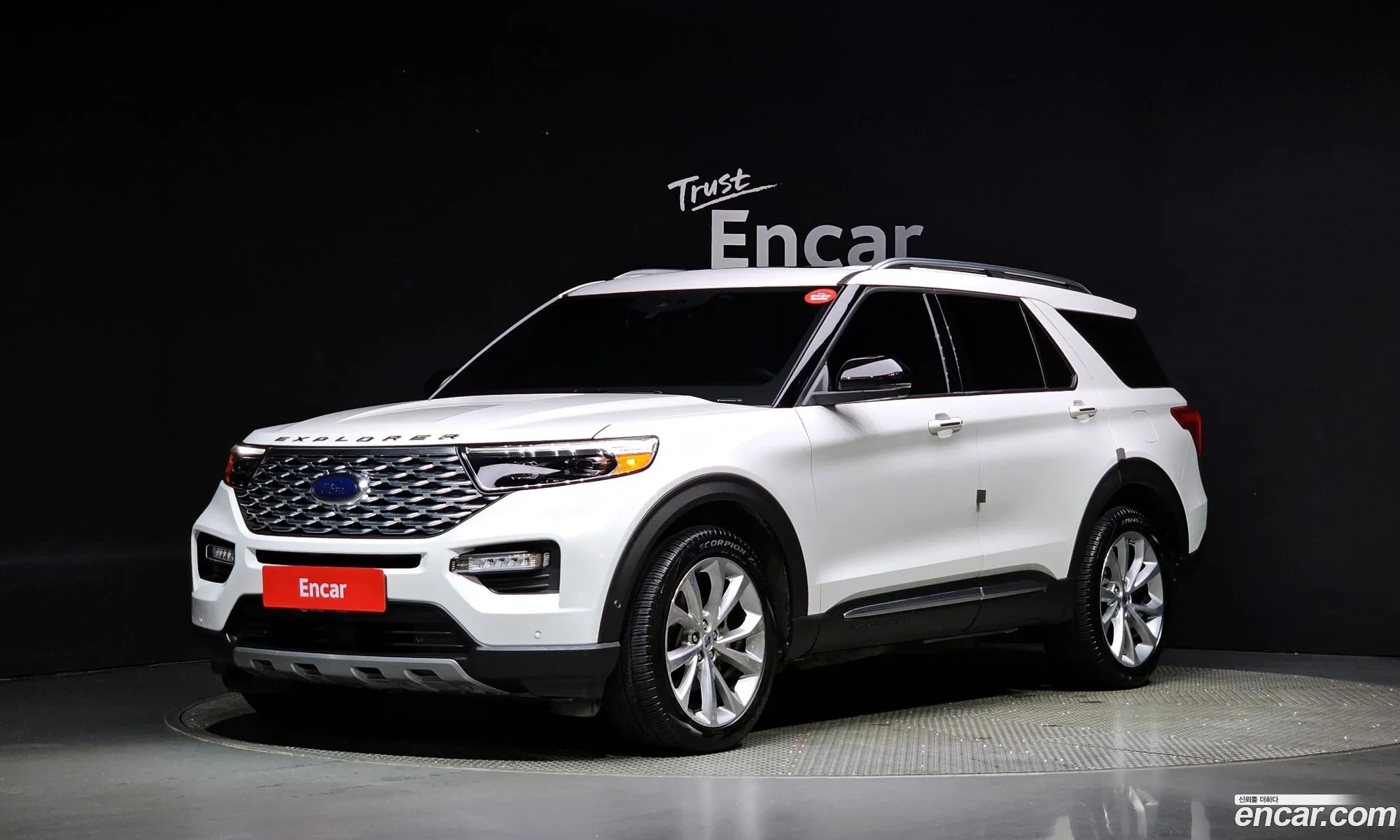 Ford Explorer 30 Platinum 4Wd 2021 - фотография 14359185