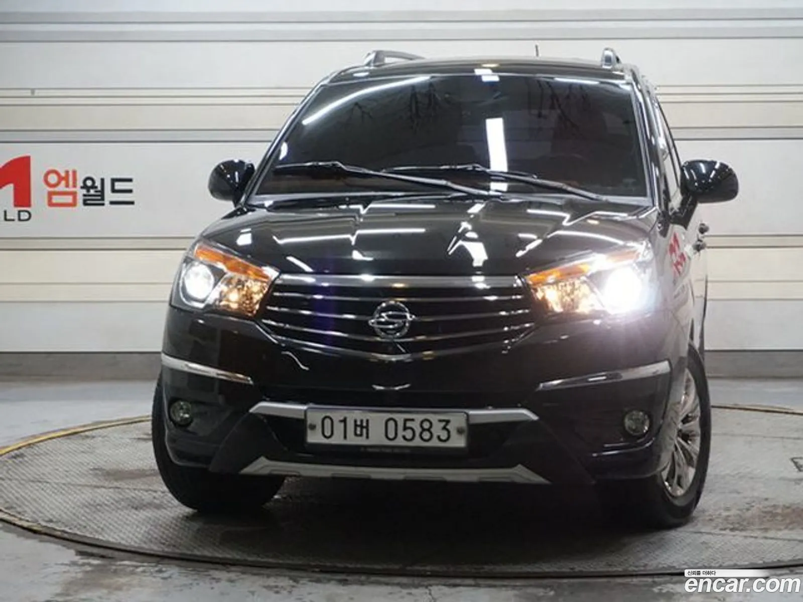 Kg Mobility Ssangyong Korando Turismo 4Wd Rx 9-Seater - фотография 4635621