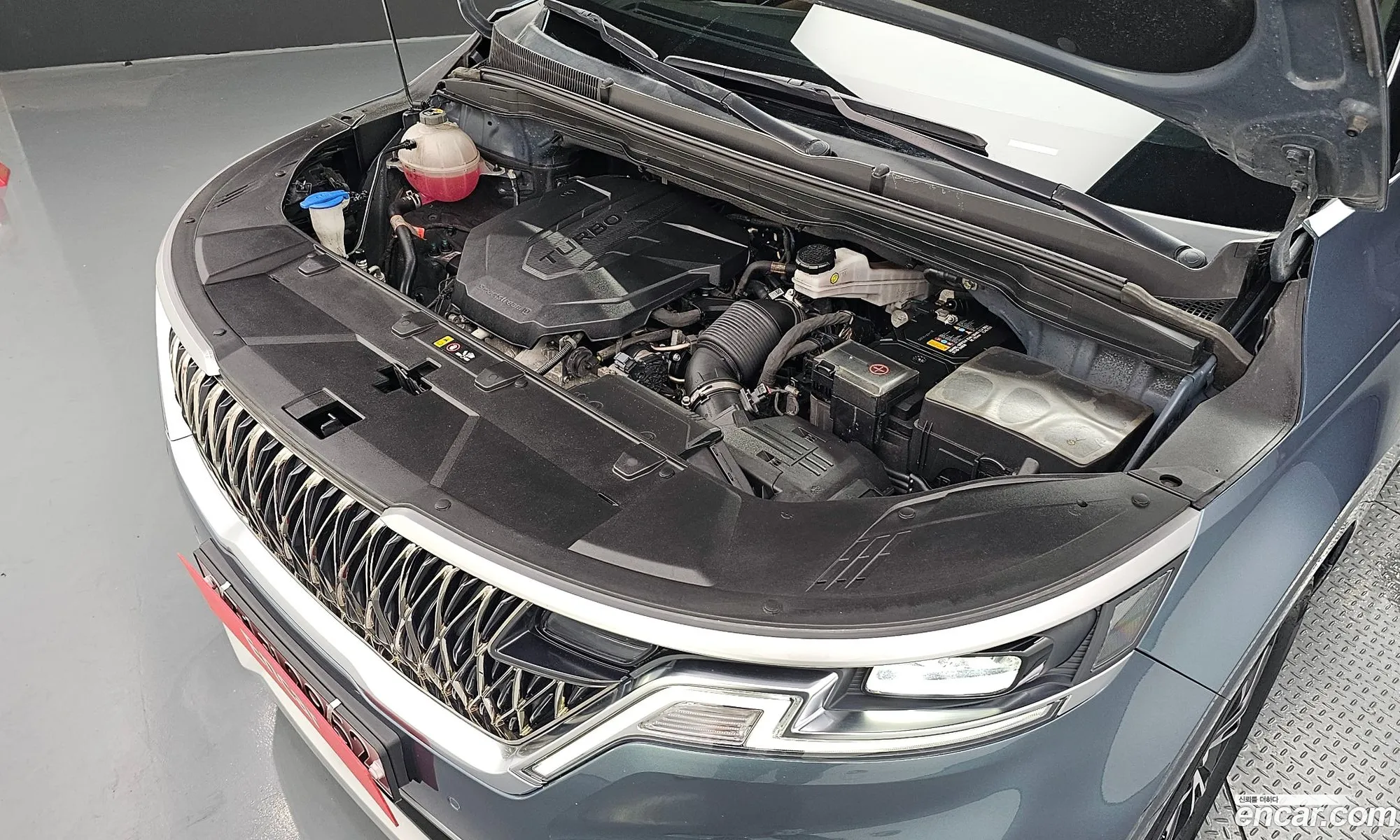 Kia Carnival 4Th Generation 9-Seater Prestige - фотография 12845262