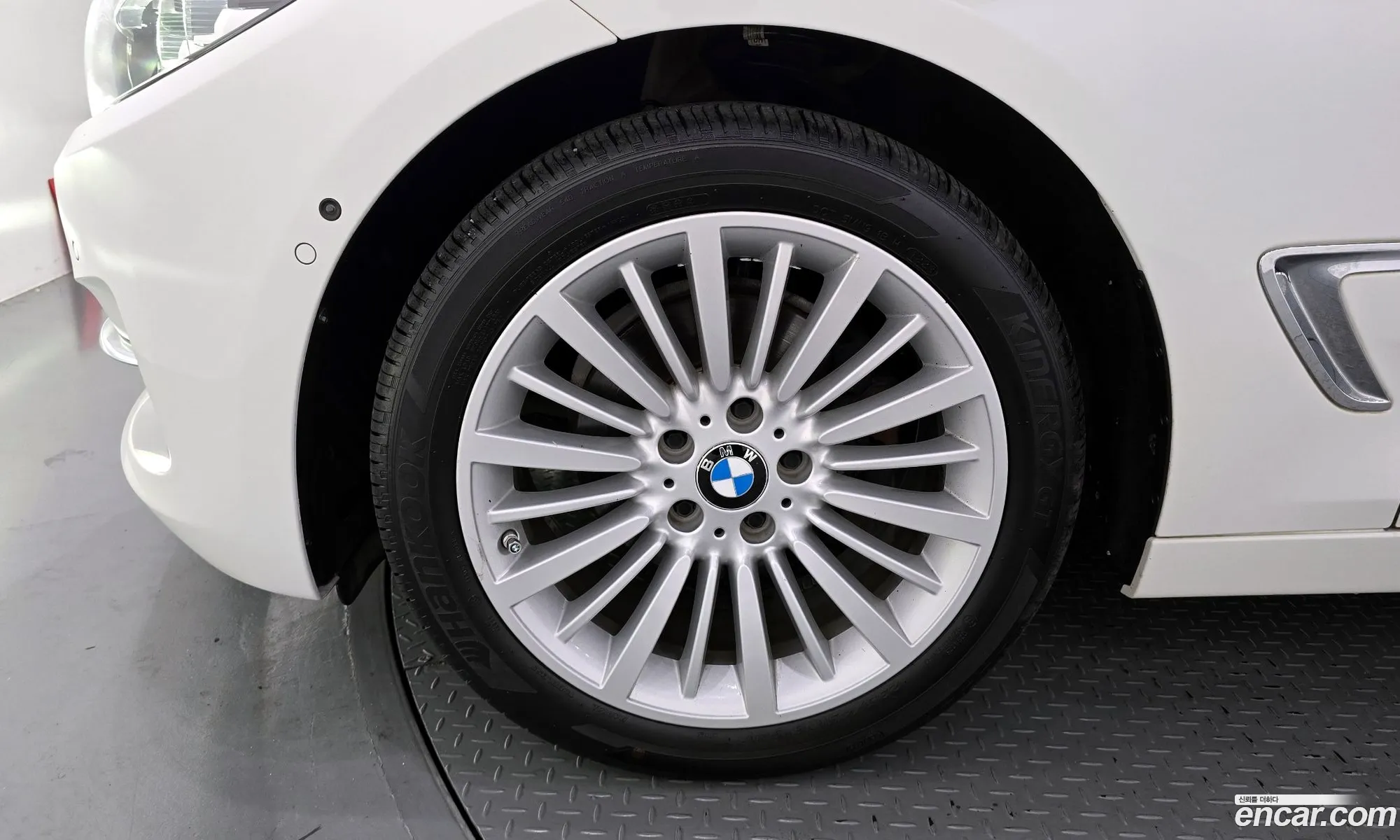 BMW 3 Series Gt F34 Gt 320D Luxury - фотография 2665004