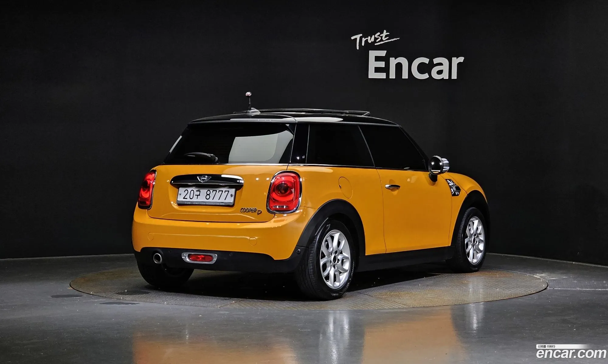 Mini Cooper D High 3Rd Generation - фотография 258677