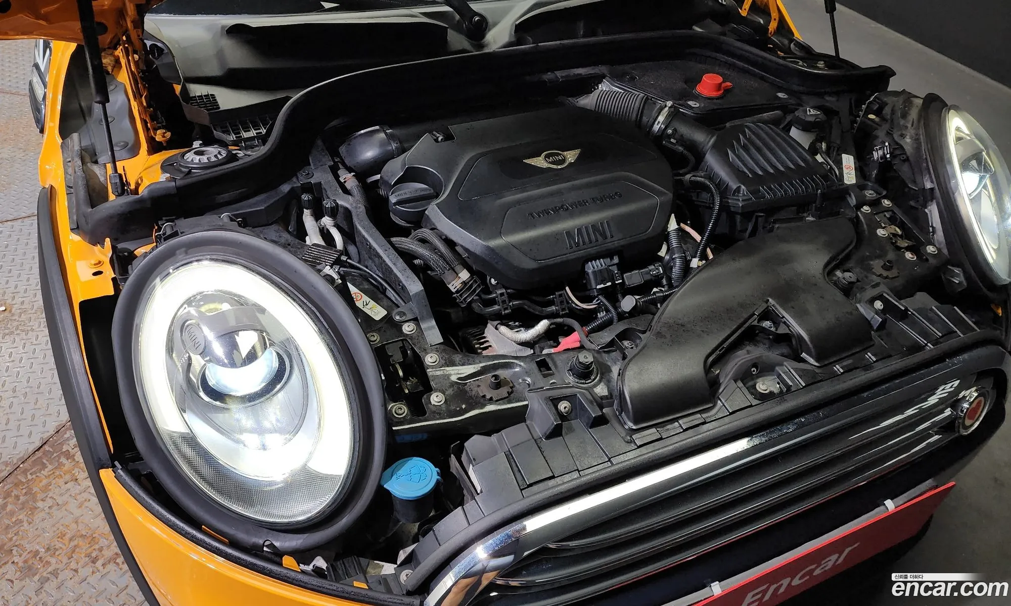 Mini Cooper D High 3Rd Generation - фотография 258681