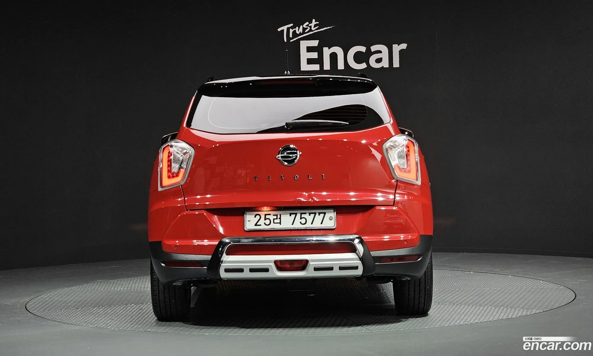 Kg Mobility Ssangyong Tivoli Lx 2Wd Top-Of-The-Line Model - фотография 4828943