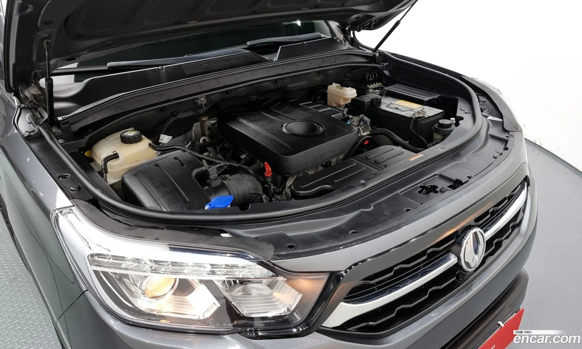 Kg Mobility Ssangyong Rexton Sports Diesel 22 4Wd Prestige - фотография 4858577