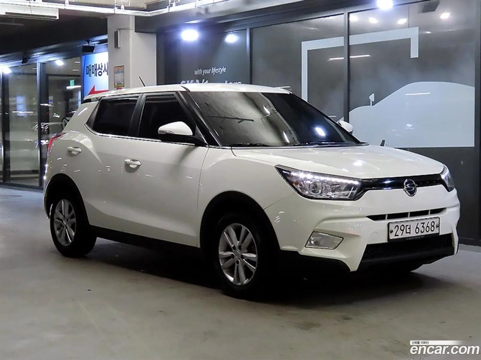 Kg Mobility Ssangyong Tivoli Lx 2Wd Luxury Model - фотография 4746504