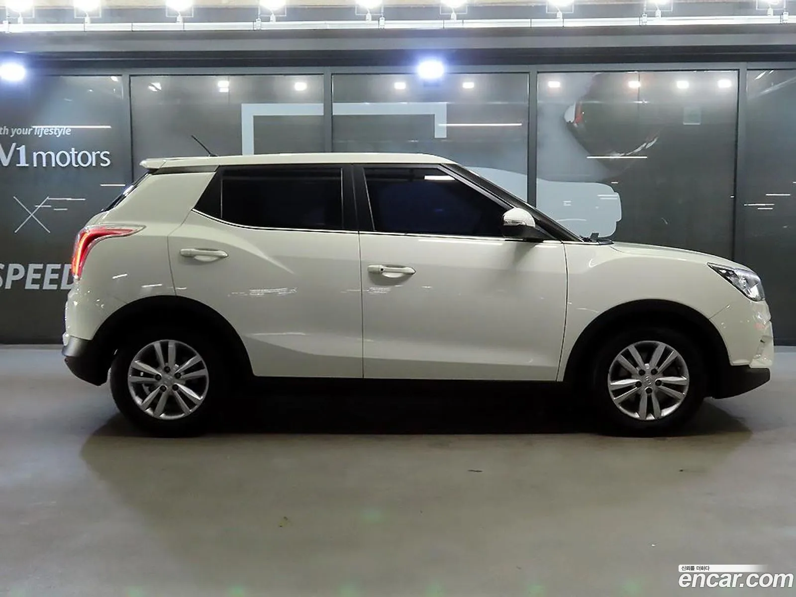 Kg Mobility Ssangyong Tivoli Lx 2Wd Luxury Model - фотография 4746506