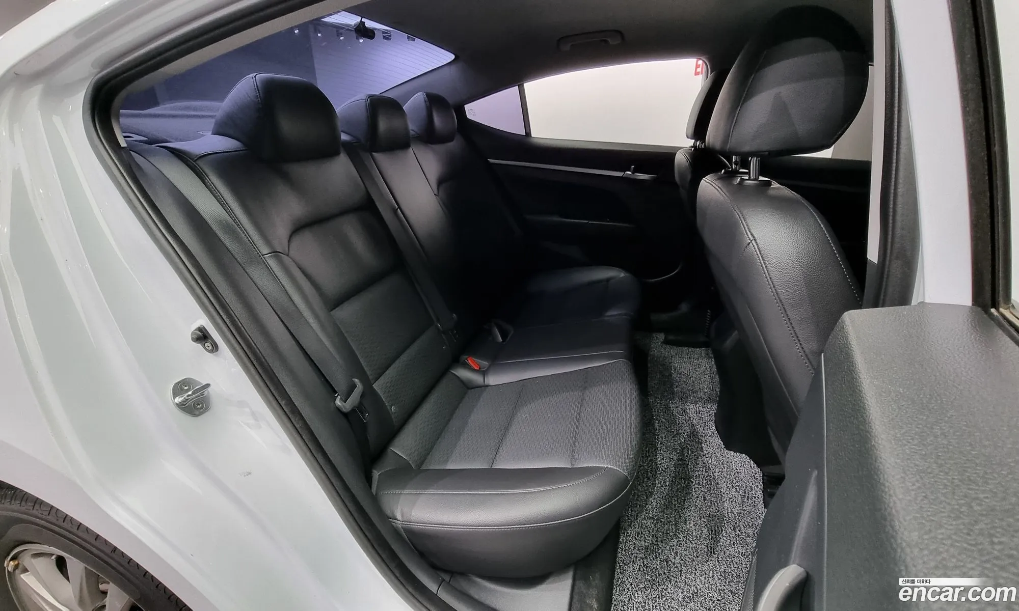 Hyundai Avante 16 2019 - фотография 18548624