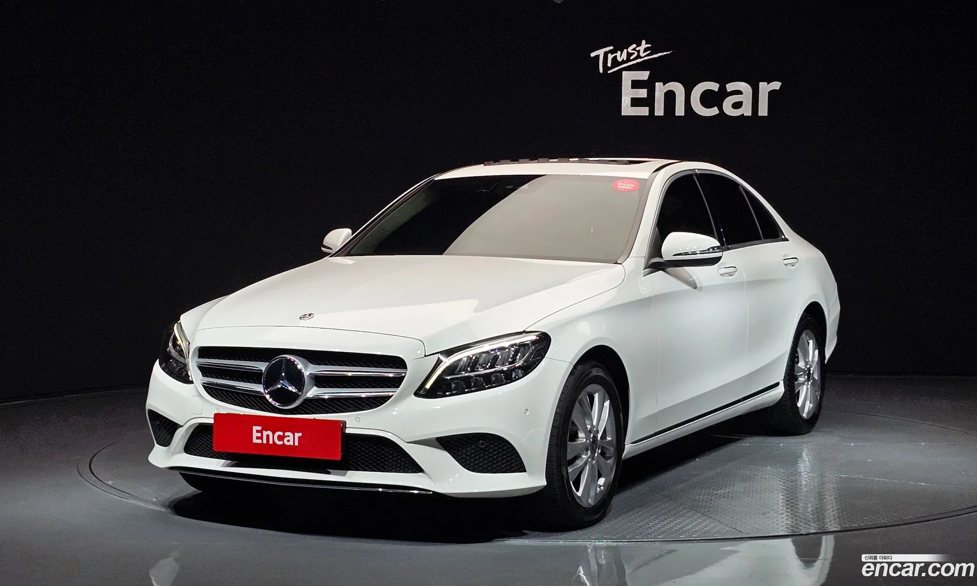 Mercedes-Benz C-Klasse C200 Avantgarde 2020 - фотография 1037788